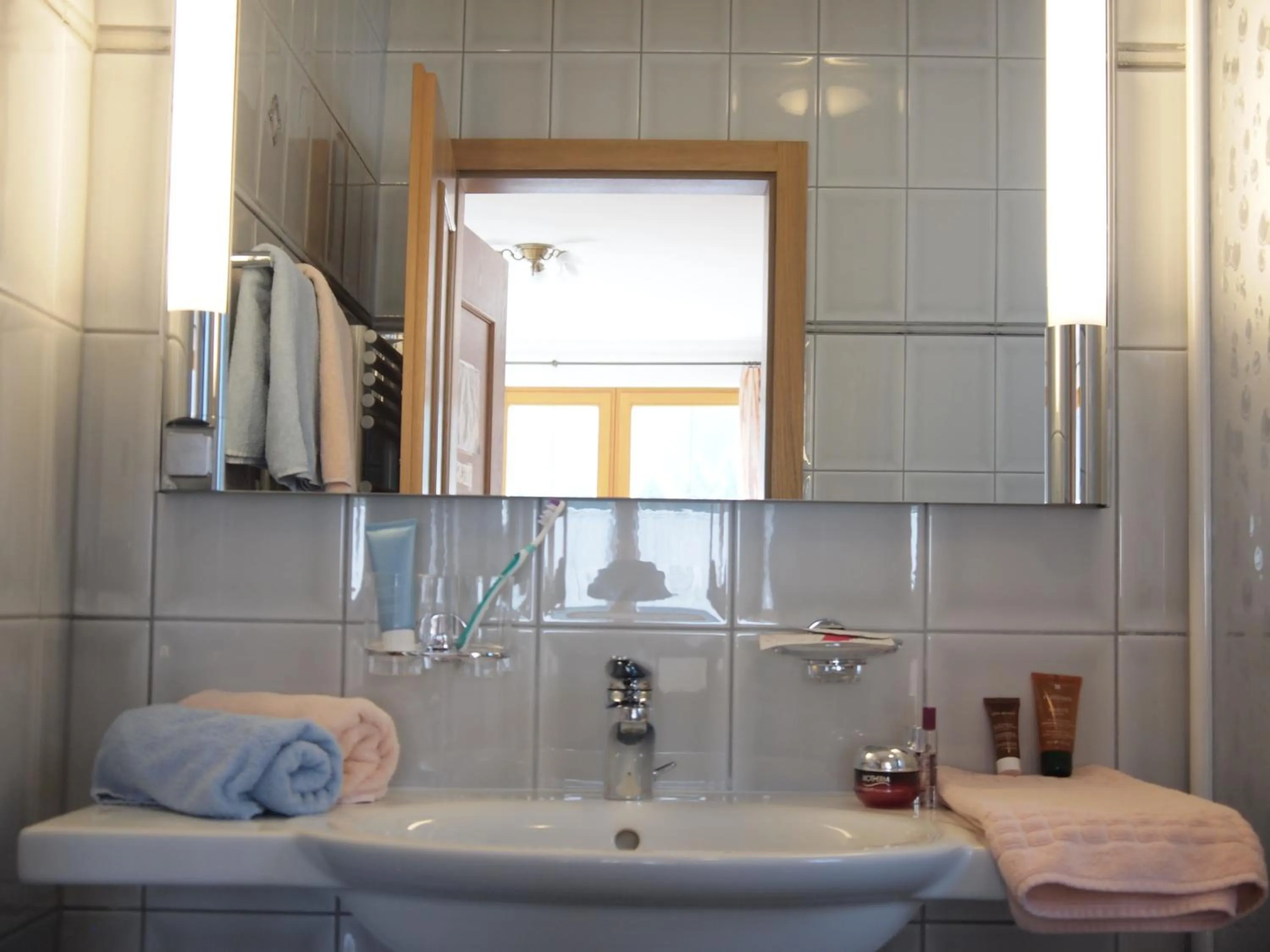 Bathroom in Apart-Garni Motnaida