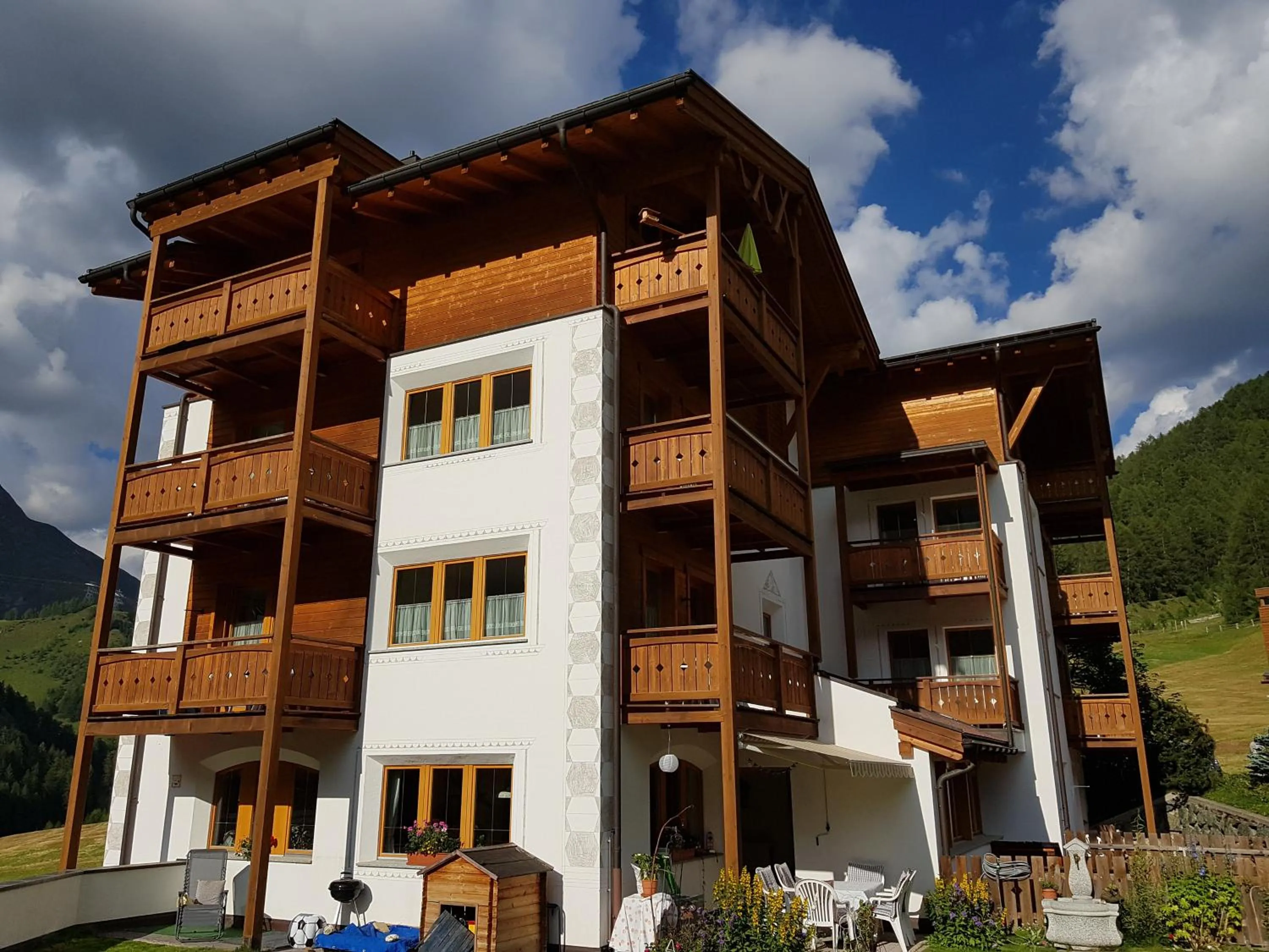 Mountain view in Apart-Garni Motnaida