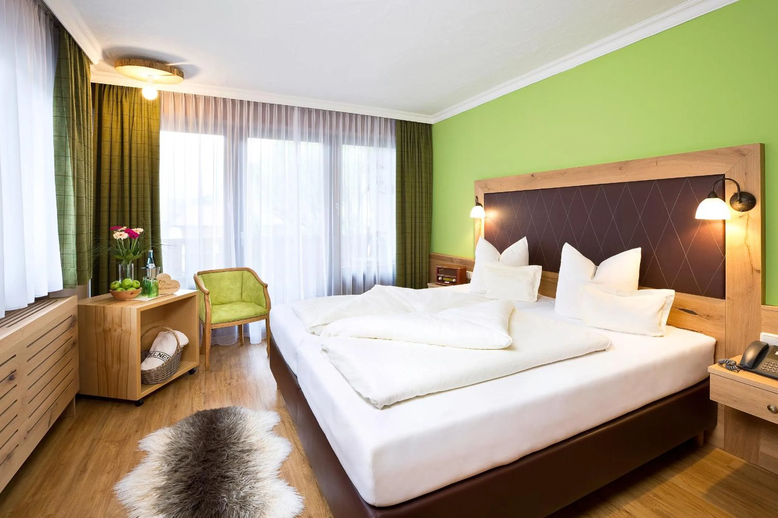 Photo of the whole room, Bed in Hotel "Zum Ritter"