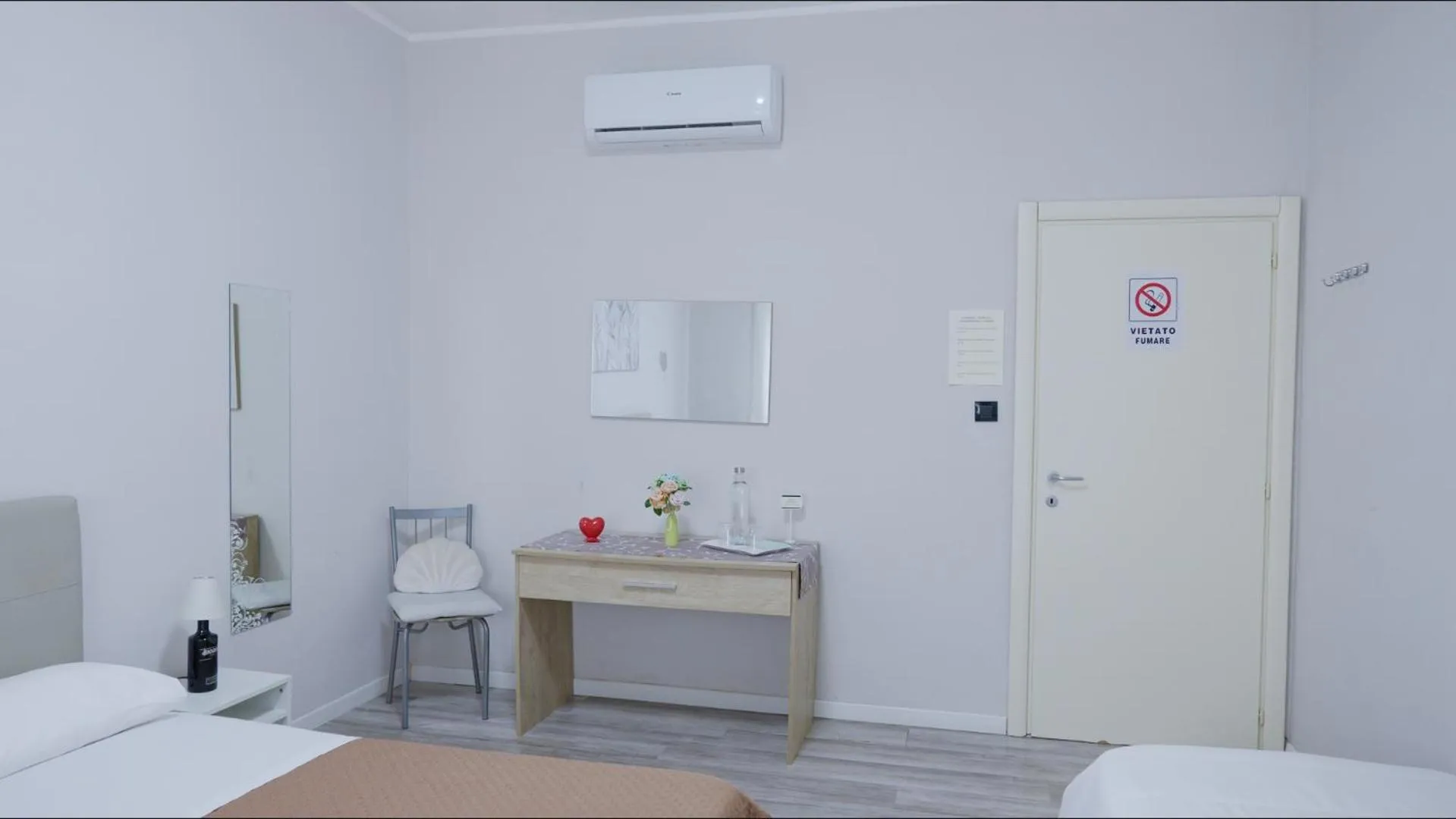 Bedroom, Bed in B&B Alpaca Biella