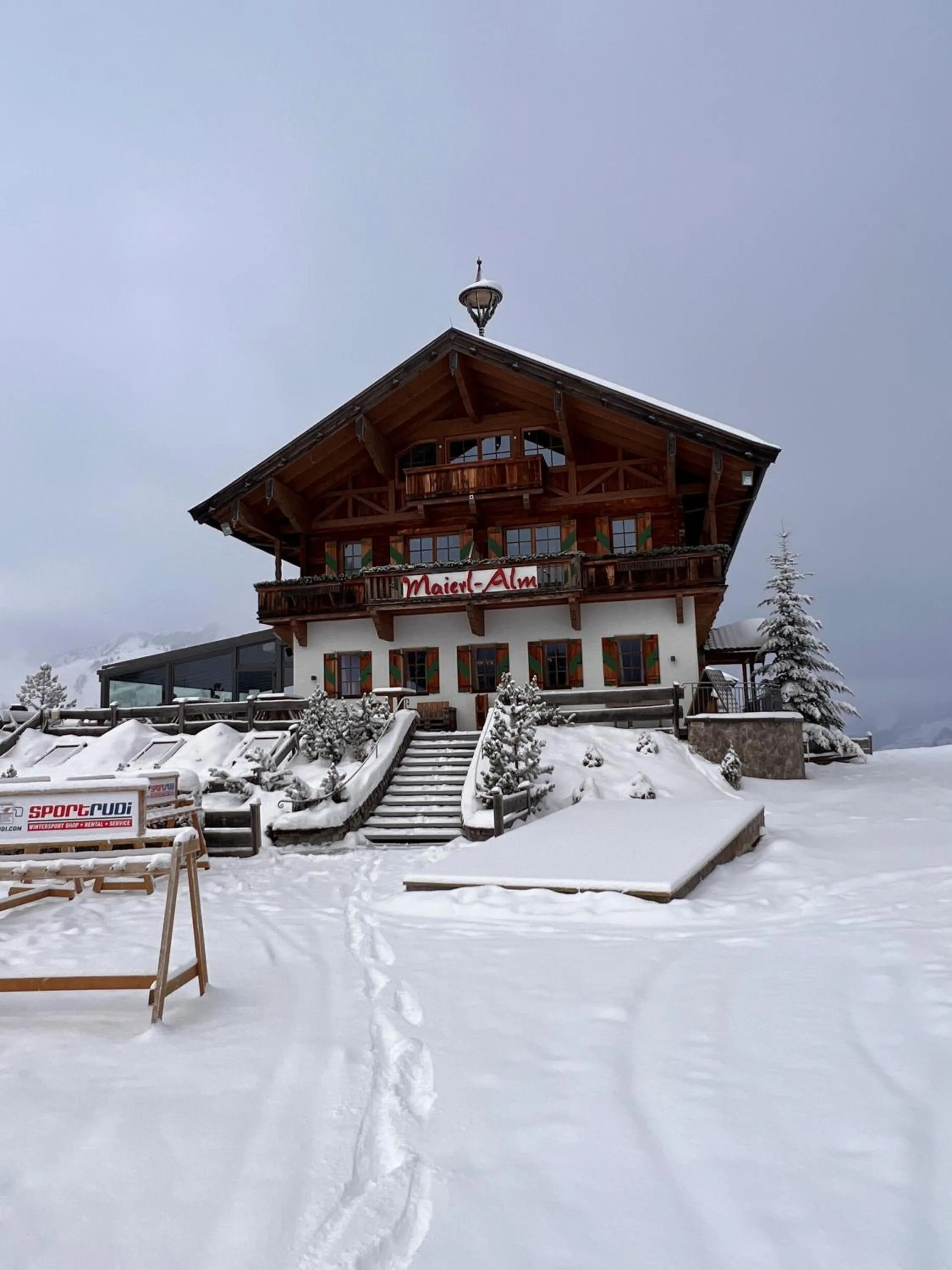 Property building in Maierl-Alm & Maierl-Chalets