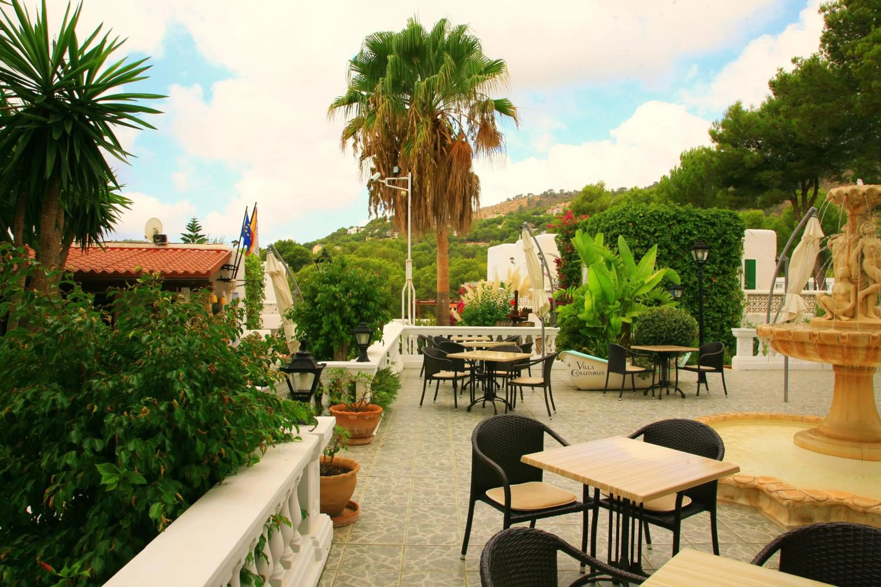 Restaurant/places to eat in Villa Columbus Rooms and Restaurant