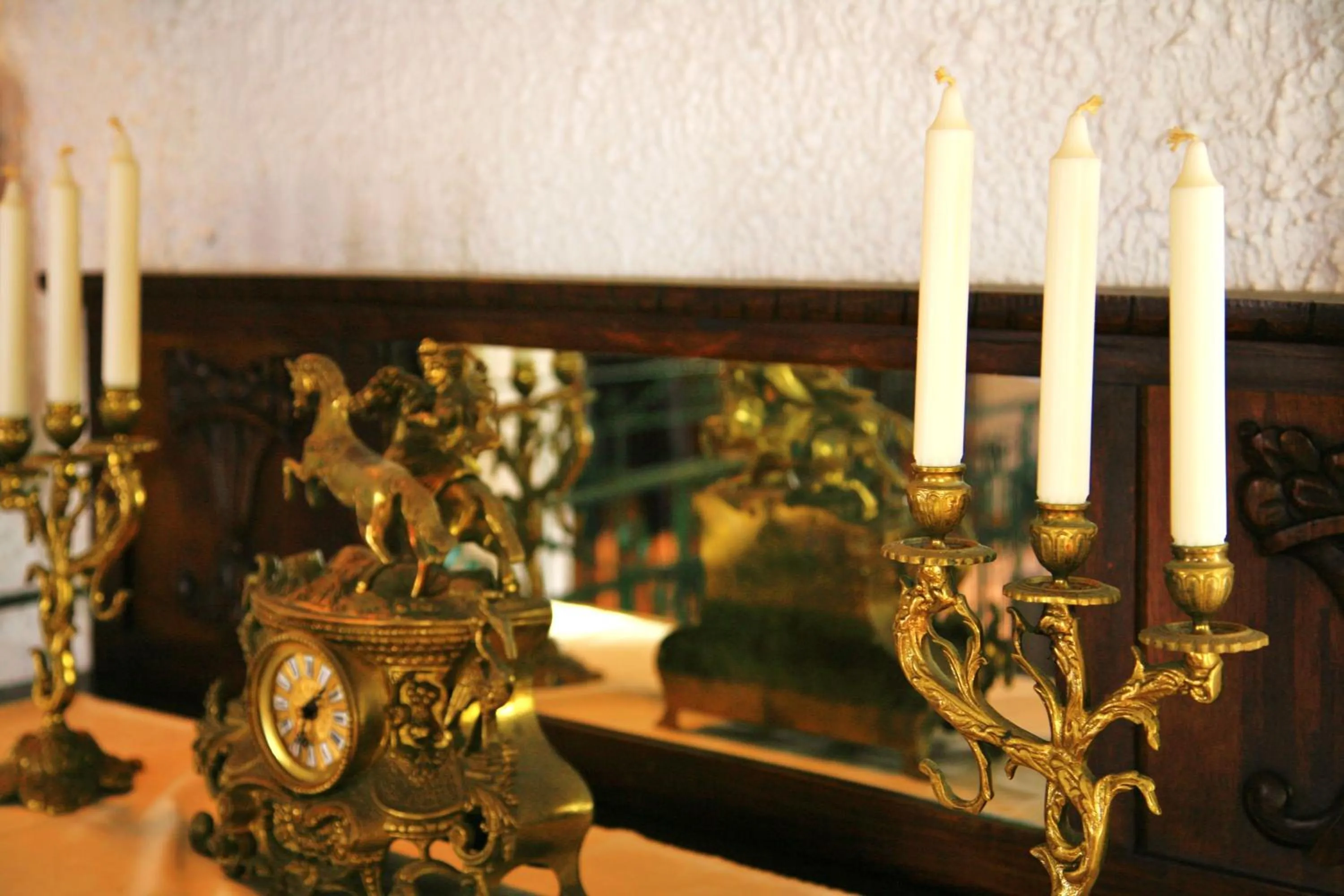 Decorative detail in Villa Columbus Rooms and Restaurant