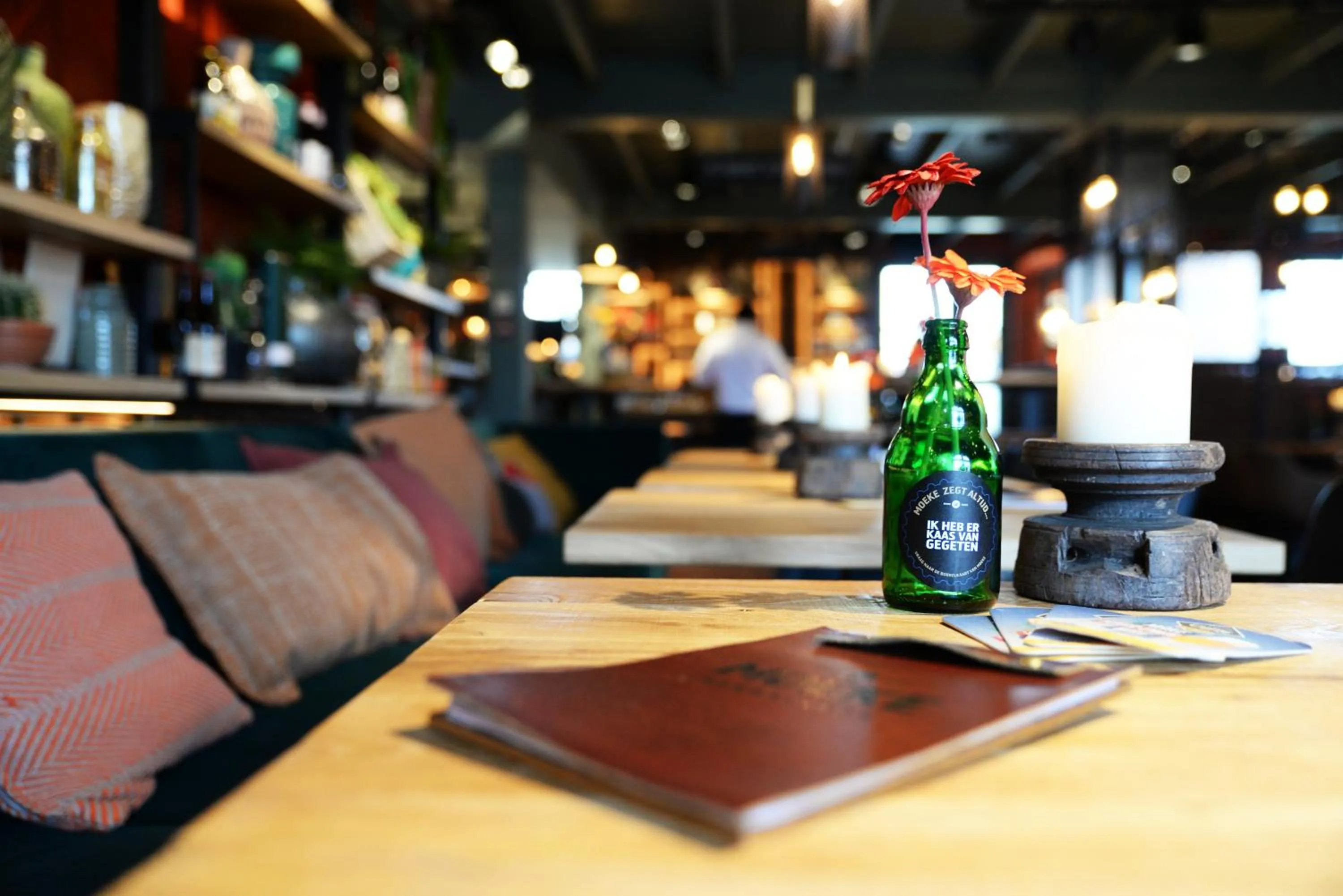 Restaurant/places to eat in Hotel De Roode Schuur