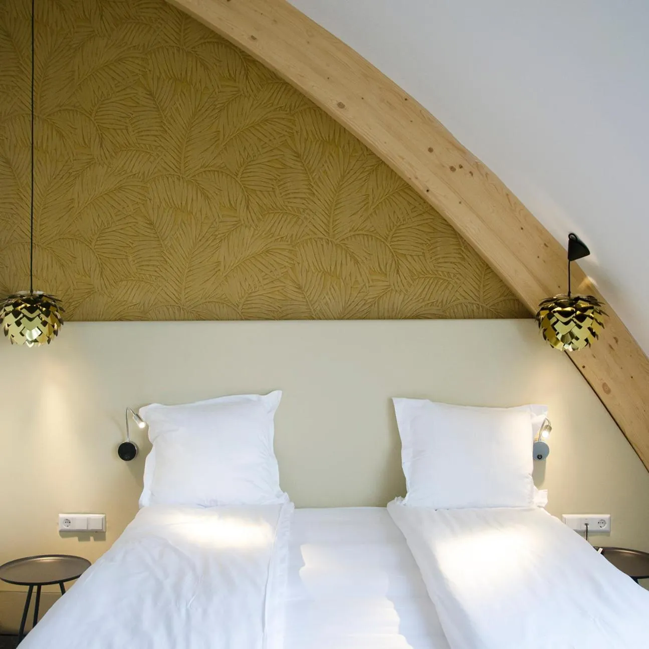 Photo of the whole room, Bed in Hotel De Roode Schuur