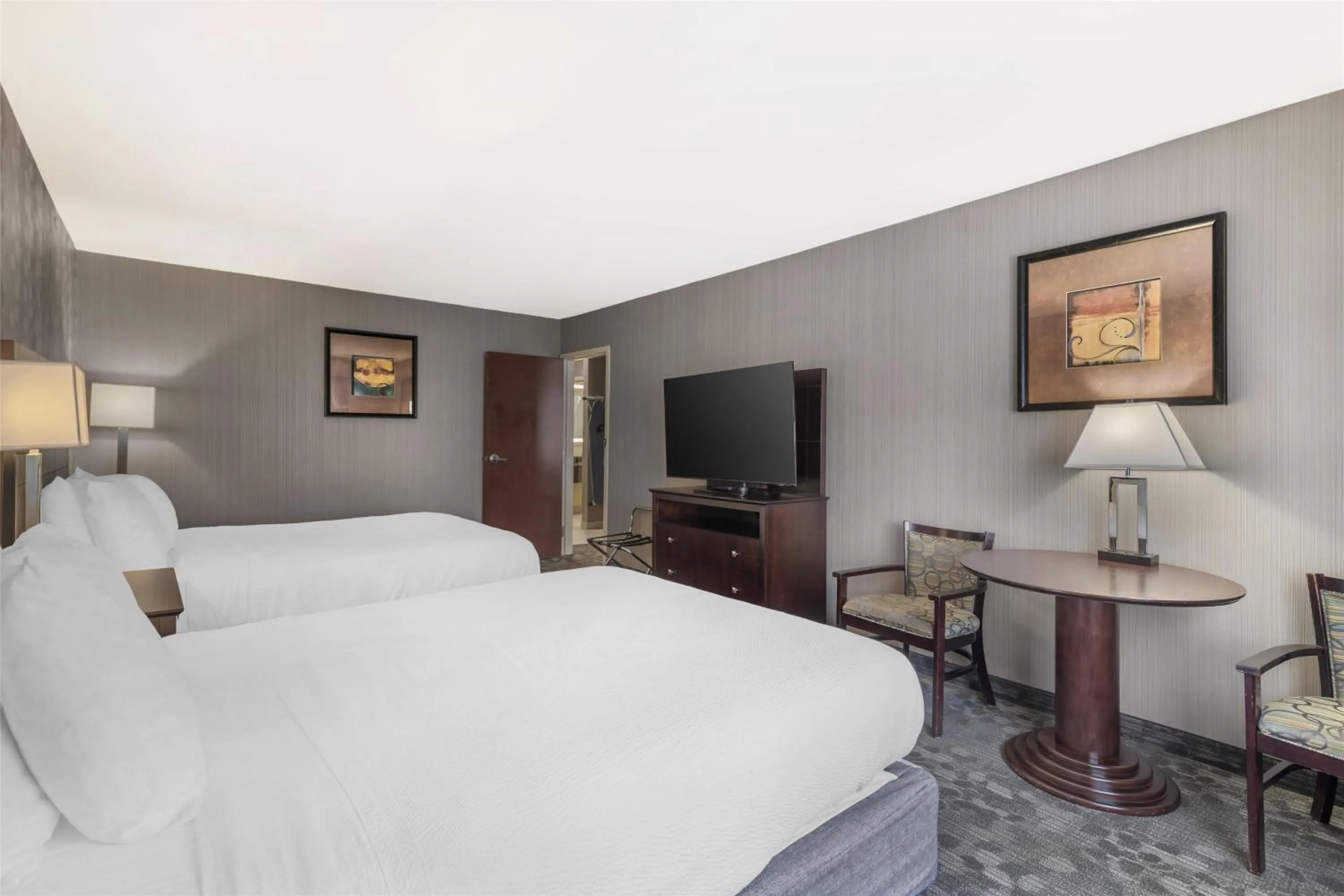 Bedroom, Bed in Best Western Concord Inn and Suites