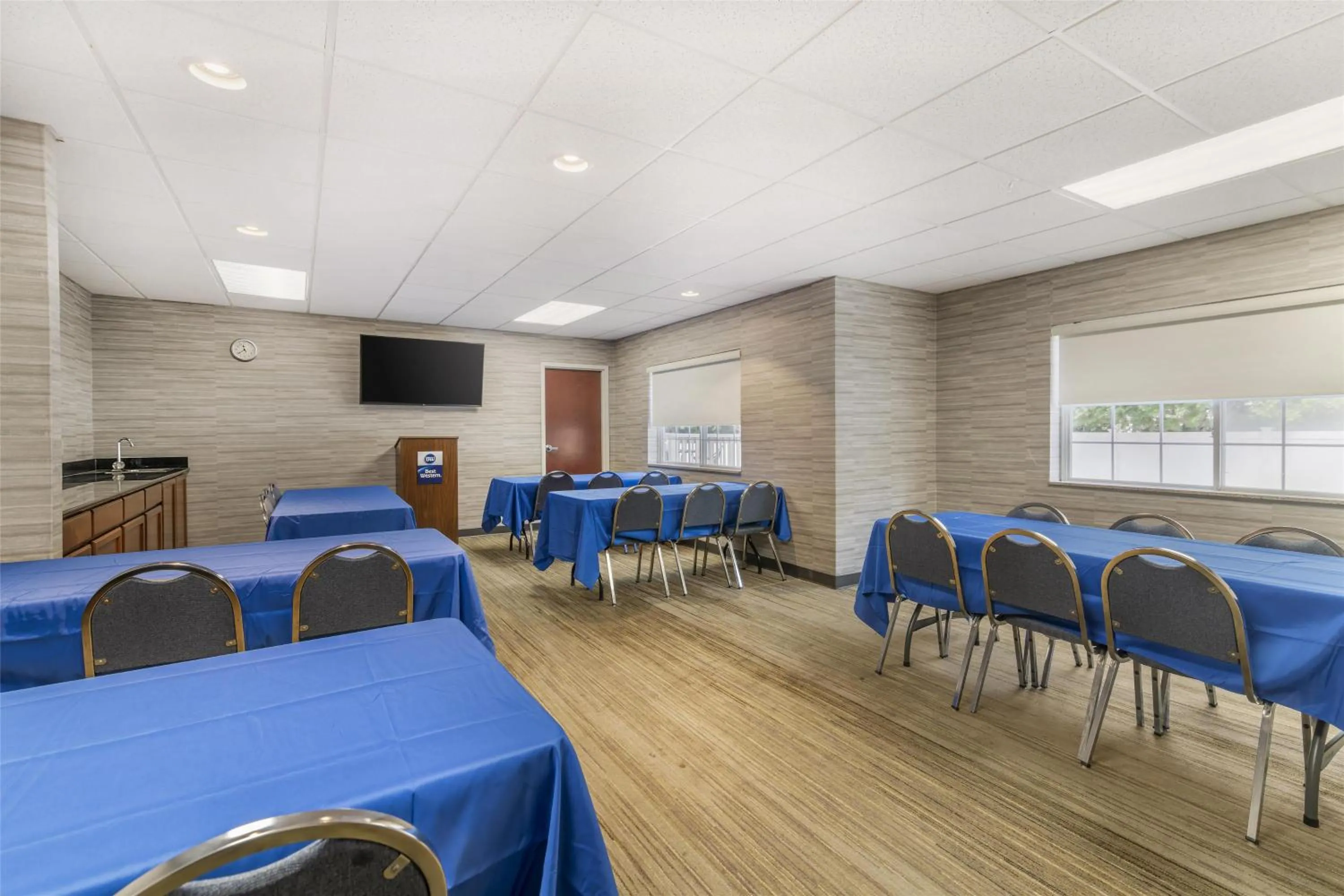 Meeting/conference room in Best Western Concord Inn and Suites