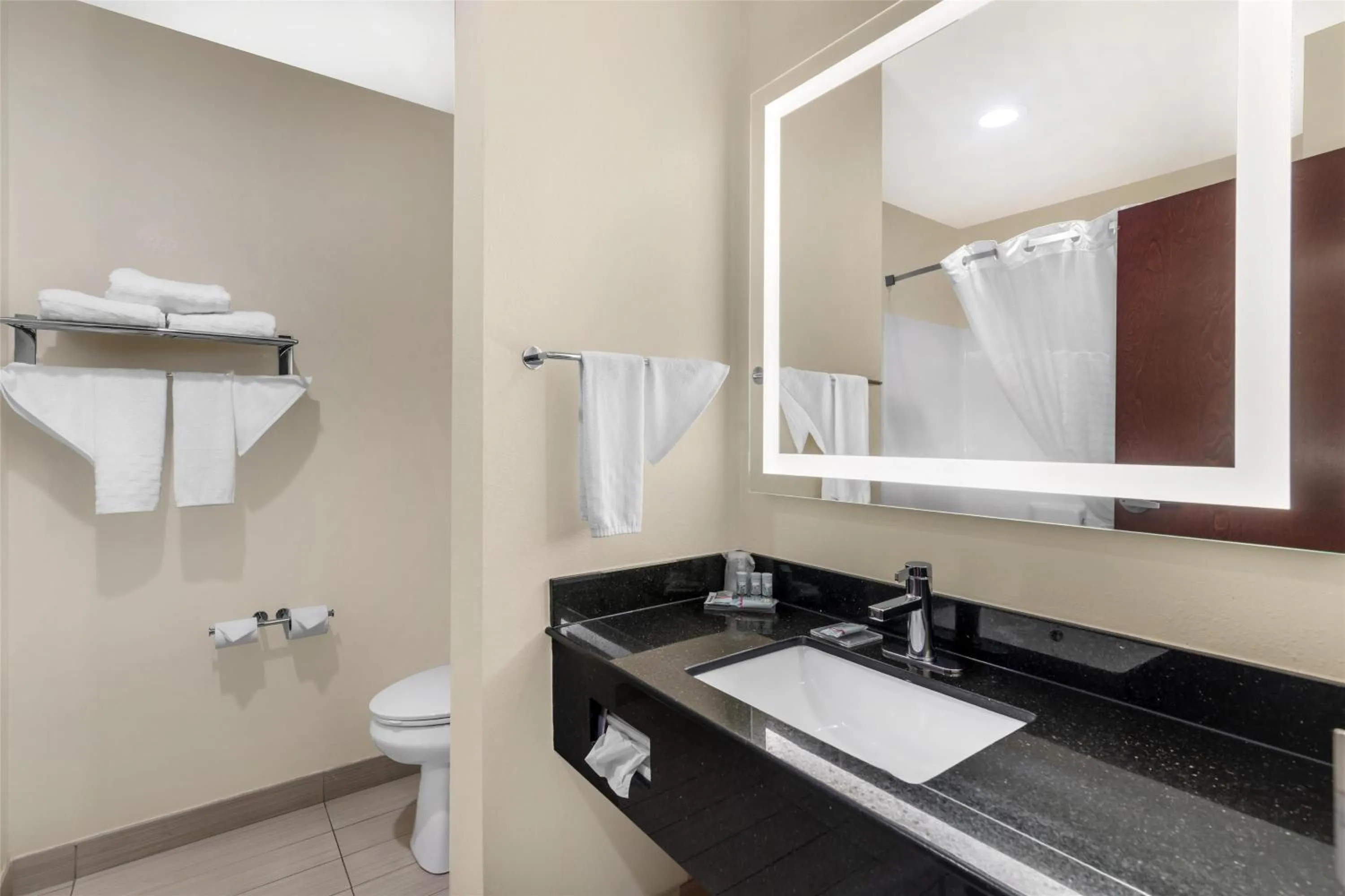 Bathroom in Best Western Concord Inn and Suites