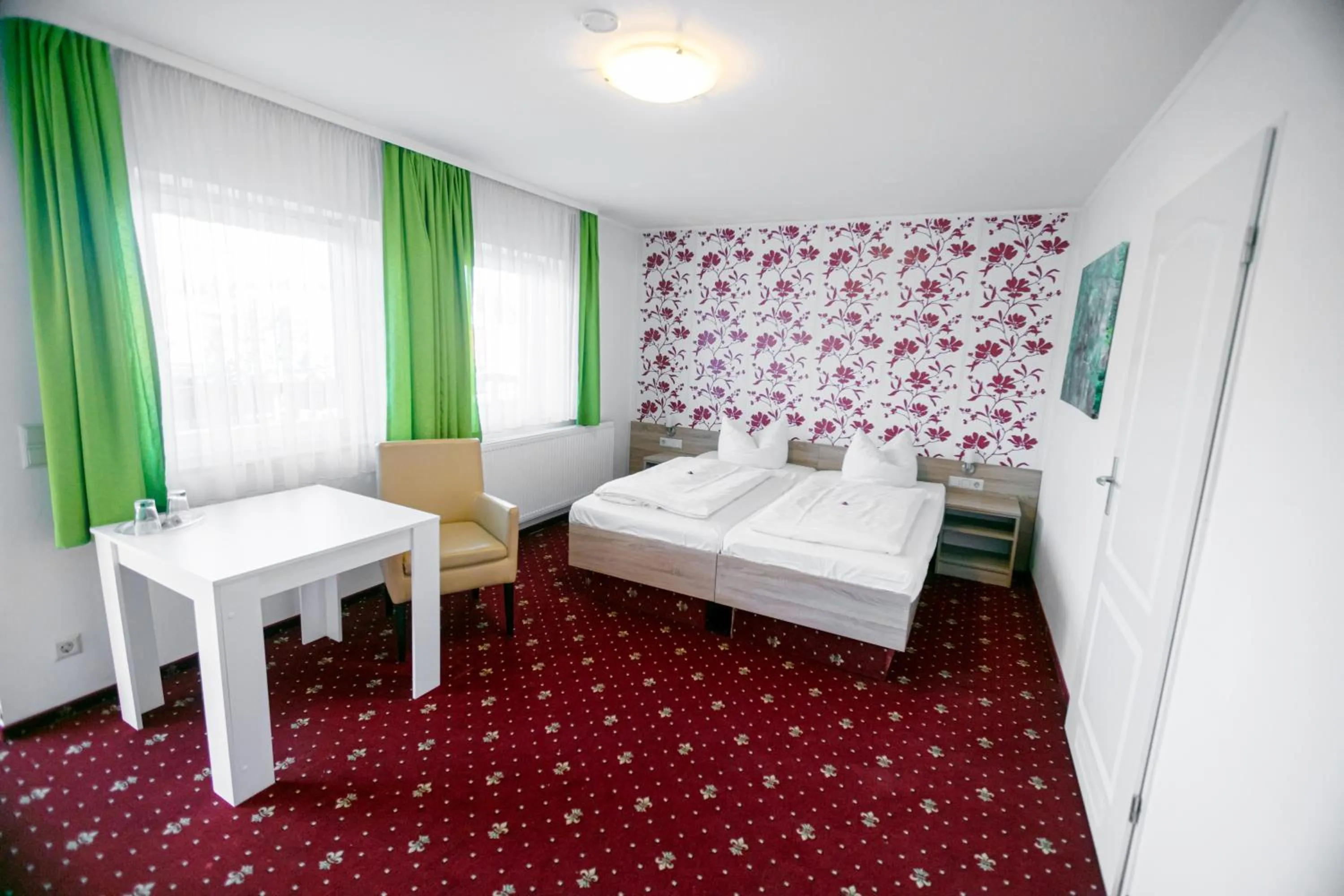 Bed in Hotel Zum Goldenen Löwen