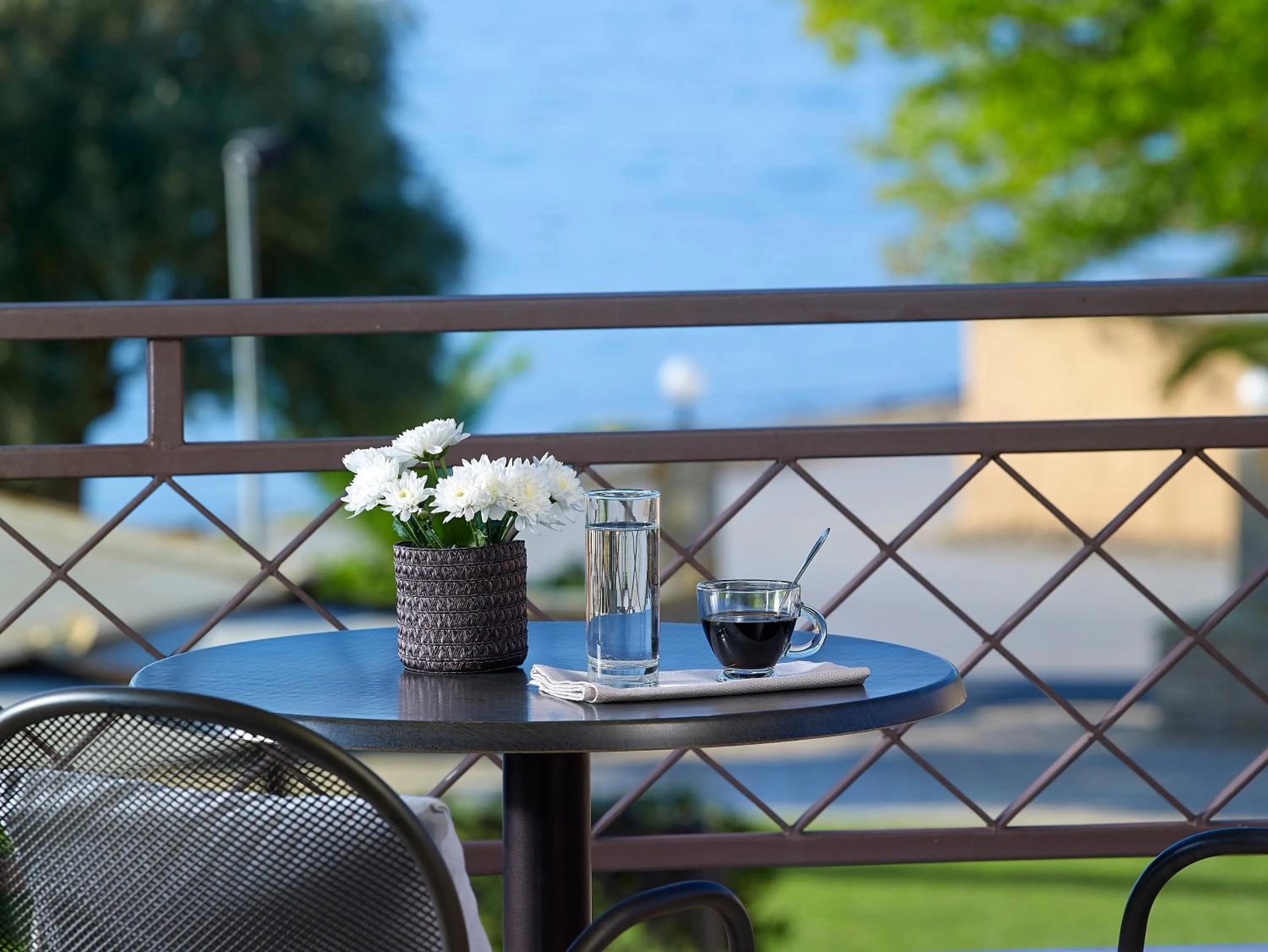 Patio in Avantis Suites Hotel