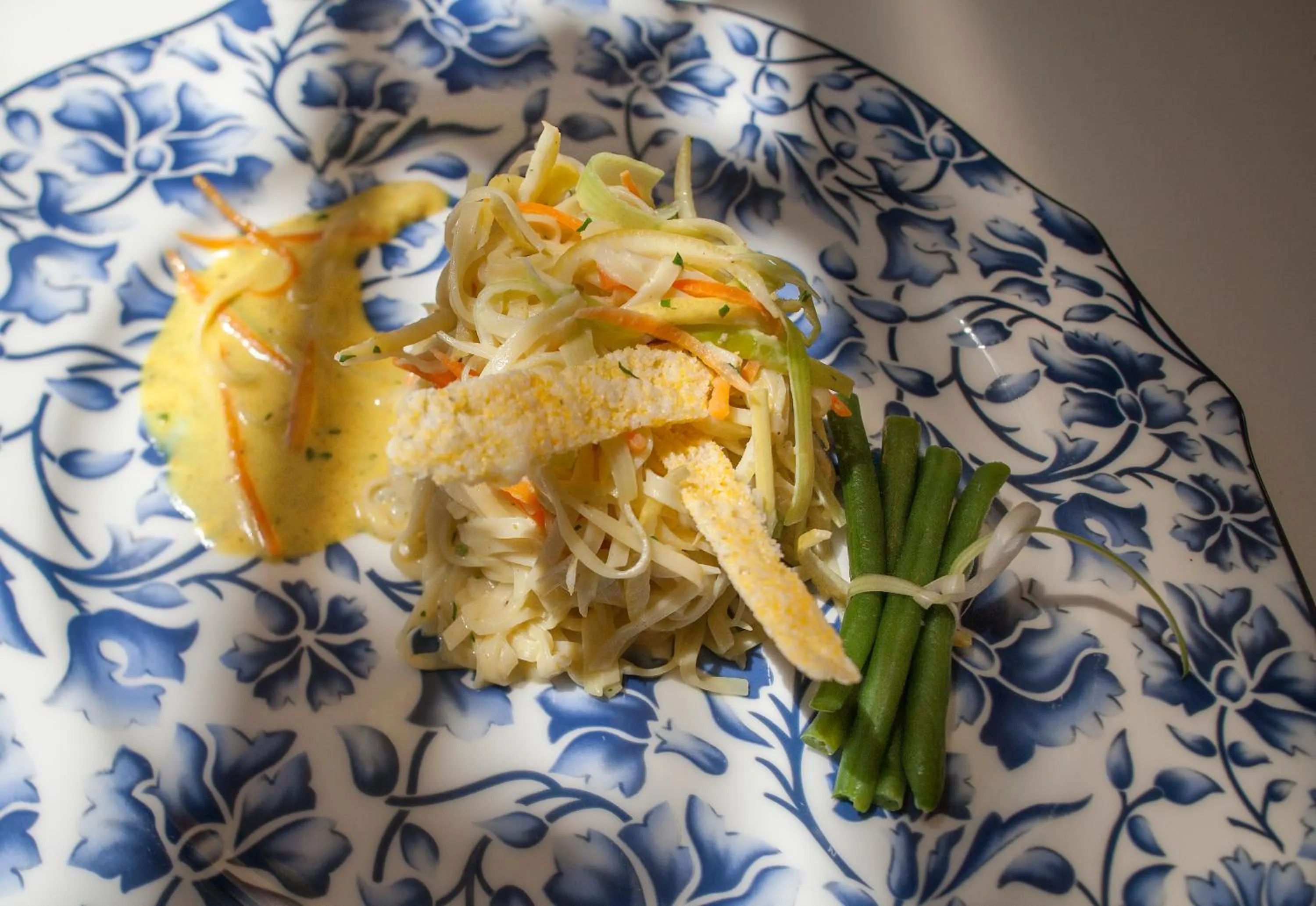 Restaurant/places to eat in Hotel Luis