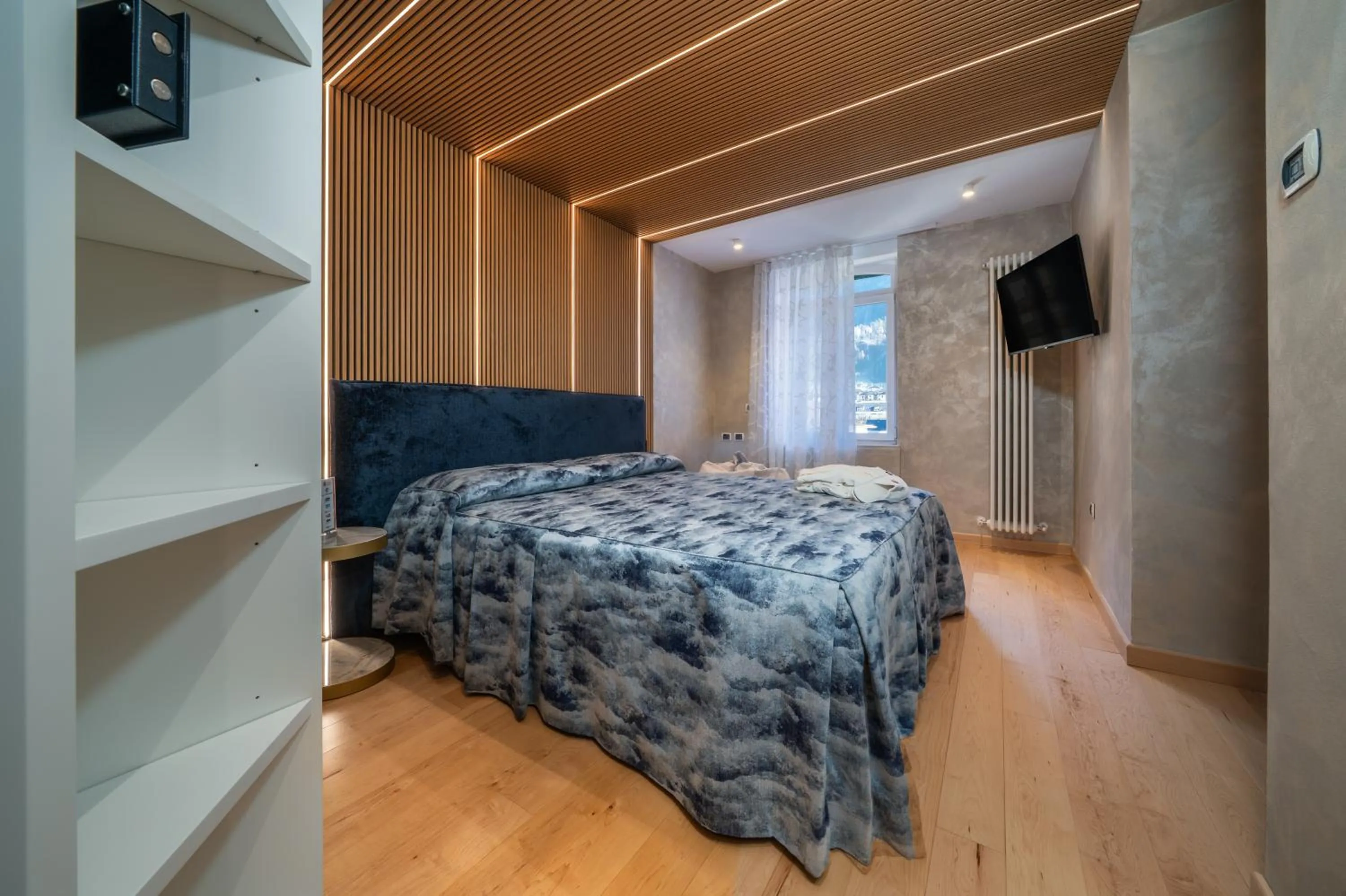 Photo of the whole room, Bed in Hotel Luis