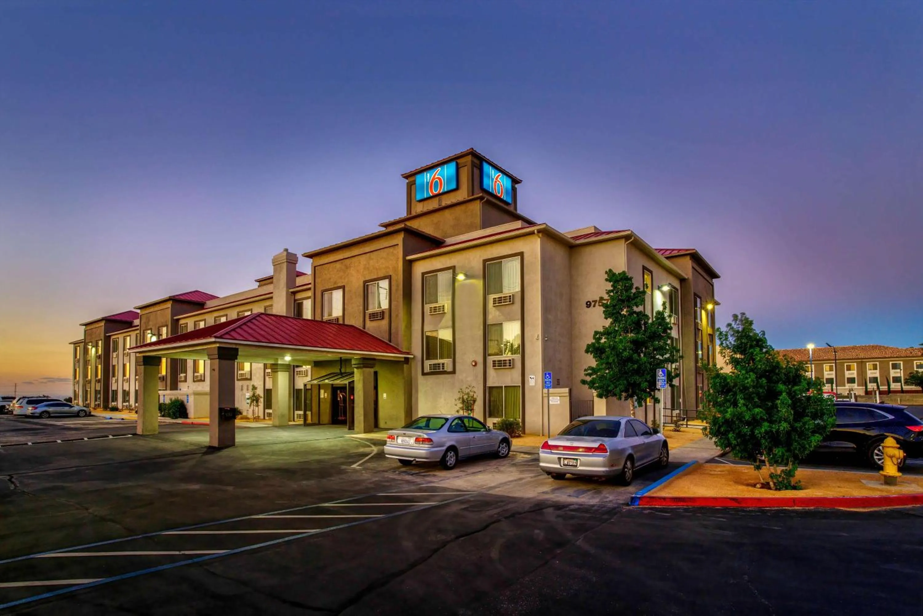 Property building in Motel 6-Hesperia, CA - West Main Street I-15