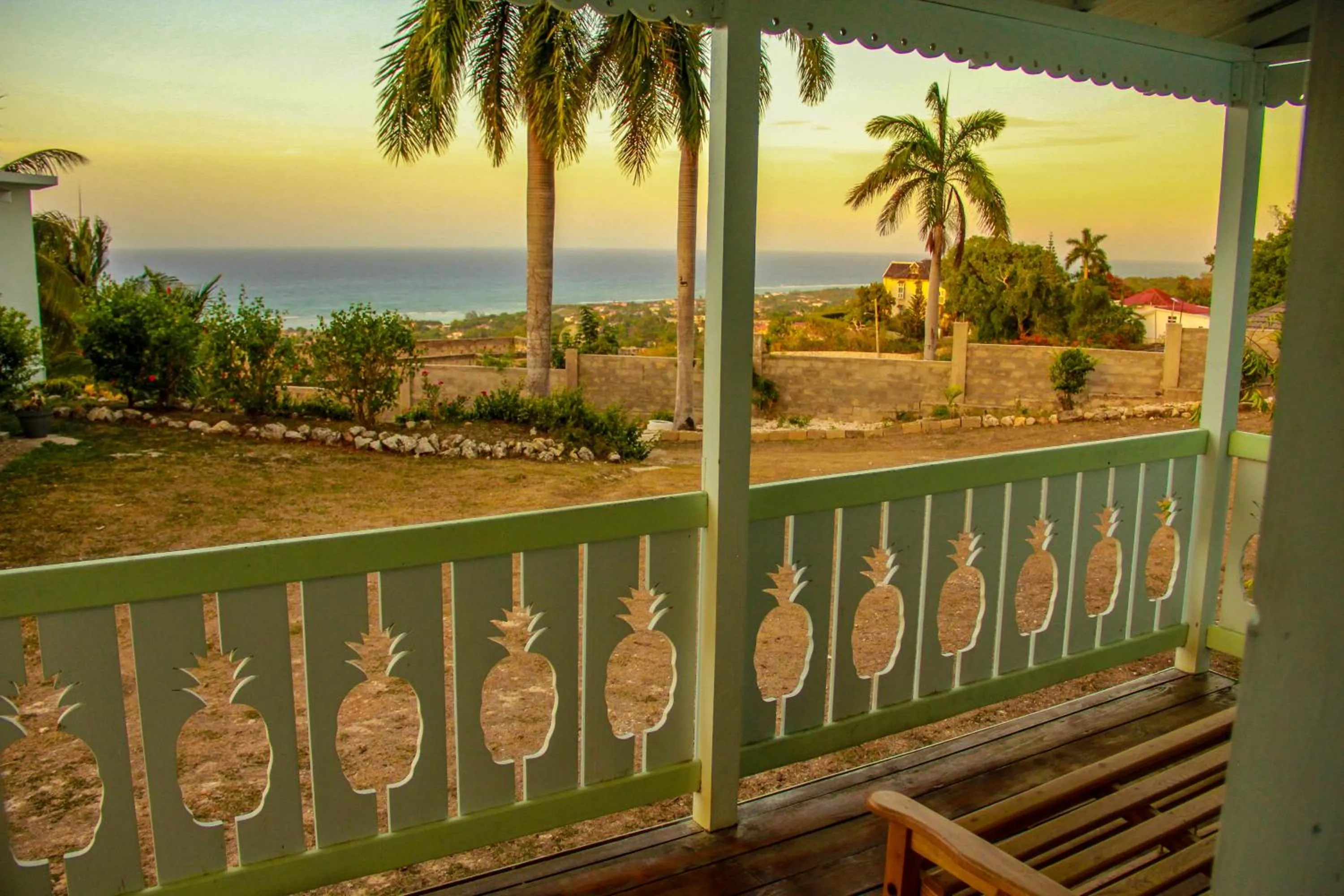 Balcony/Terrace in Sunshine Lodge: Your home away from home