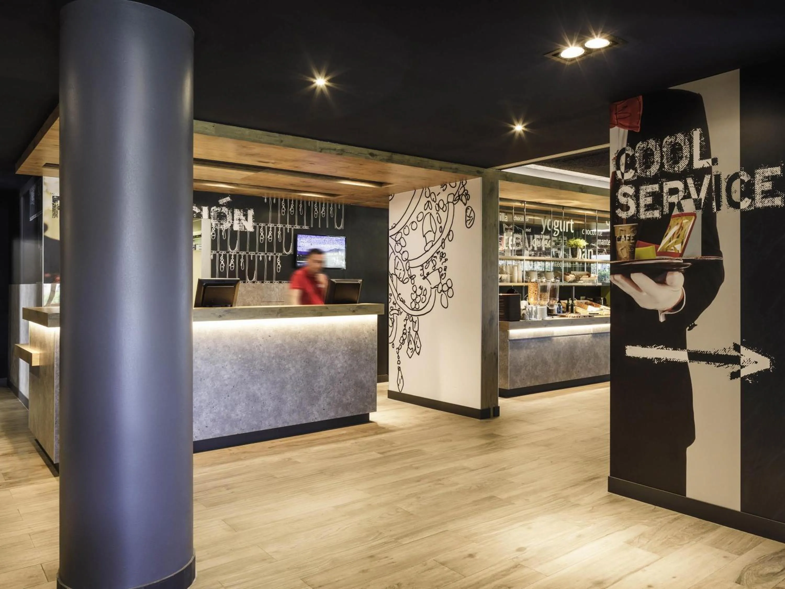 Property building in Ibis Budget Málaga Aeropuerto Avenida de Velazquez