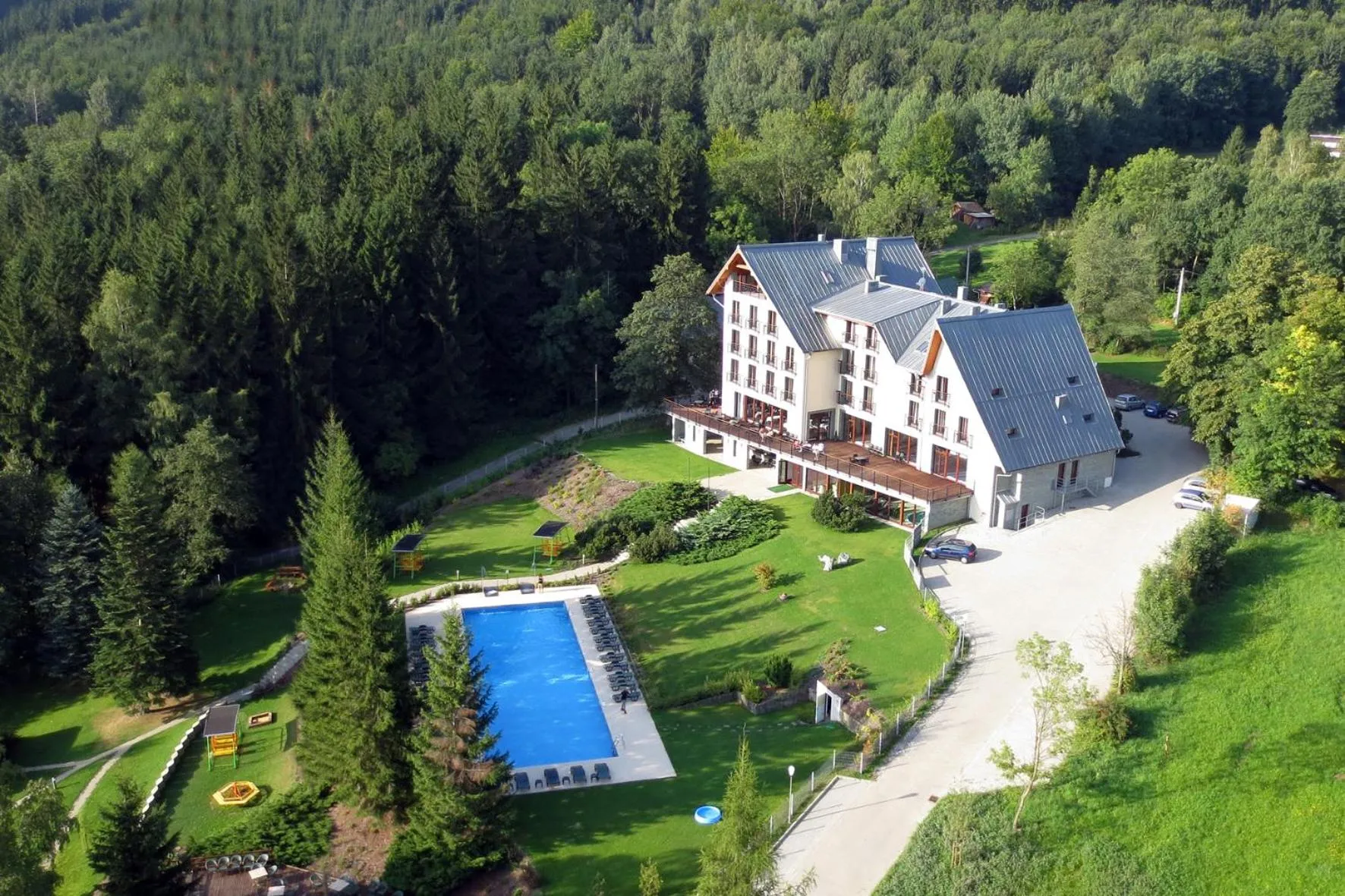 Beltine Forest Hotel