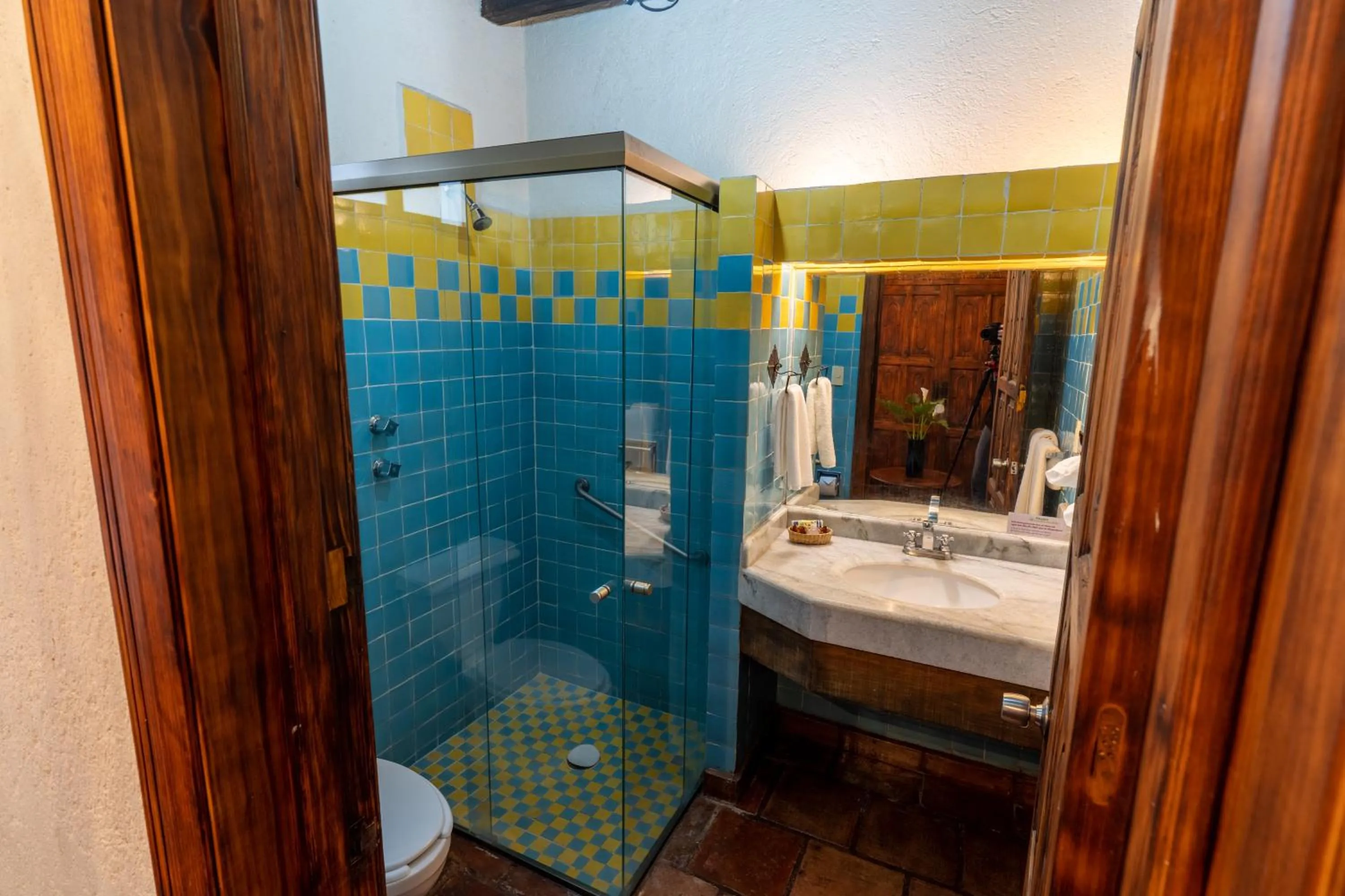 Bathroom in Mision Patzcuaro