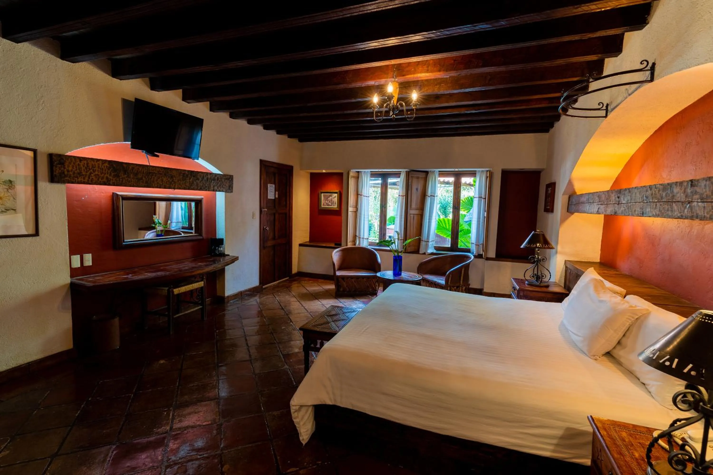 Bedroom, Bed in Mision Patzcuaro