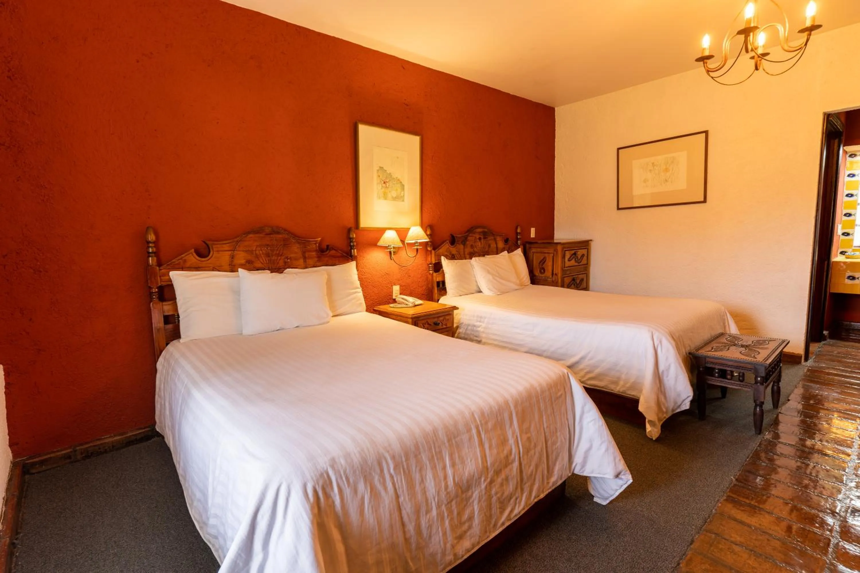 Bedroom, Bed in Mision Patzcuaro