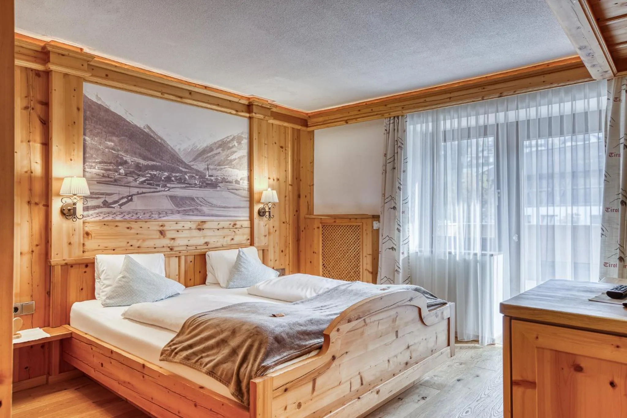 Comfort Double Room with Balcony in Hotel Alpenstolz