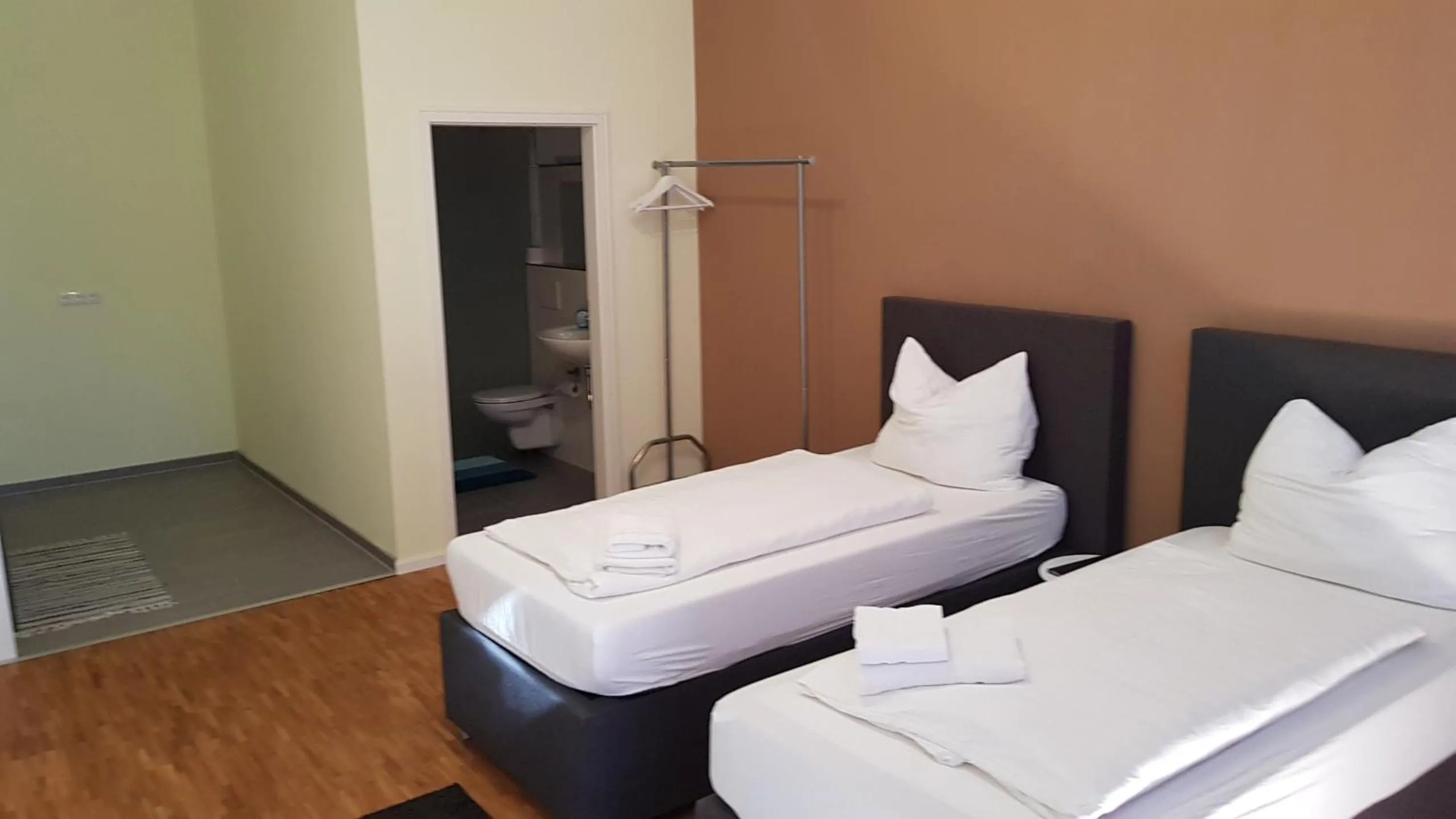 Bed in Gästehaus Schmitt
