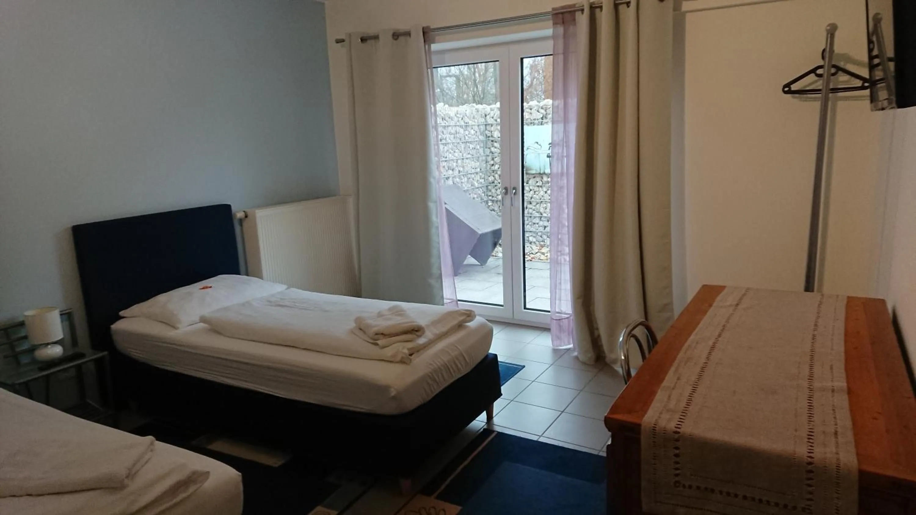 Bed in Gästehaus Schmitt
