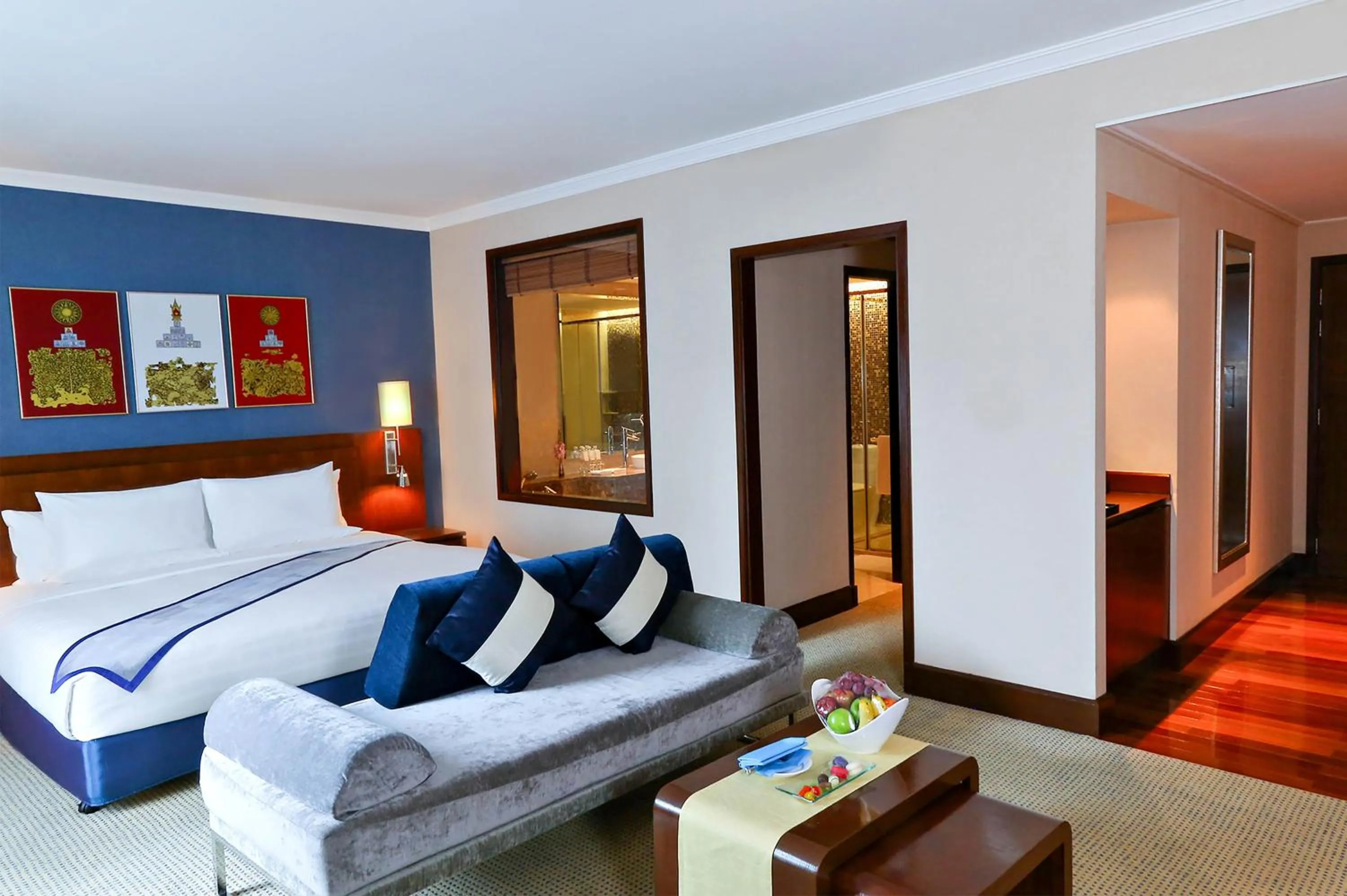 Bed in Novotel Bangkok Suvarnabhumi Airport