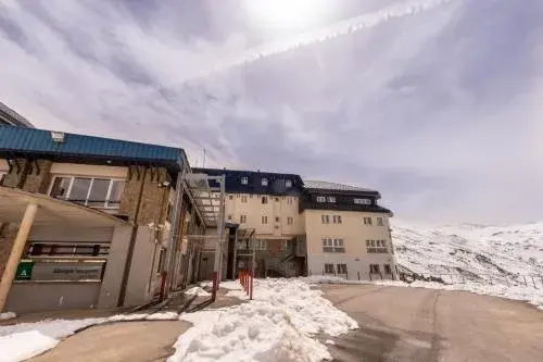 Albergue Inturjoven Sierra Nevada Albergue Inturjoven Sierra Nevada