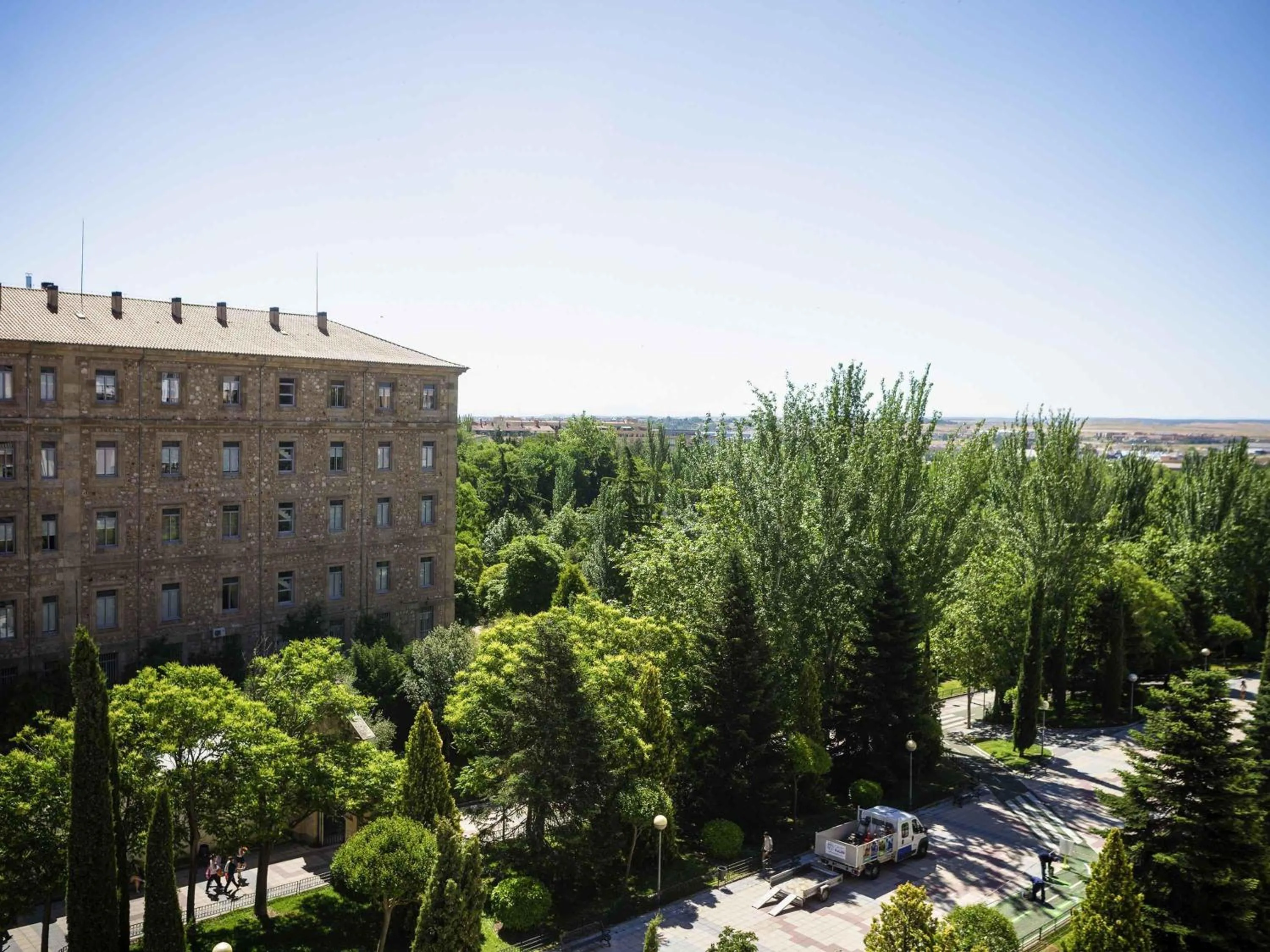 Property building in Ibis Salamanca