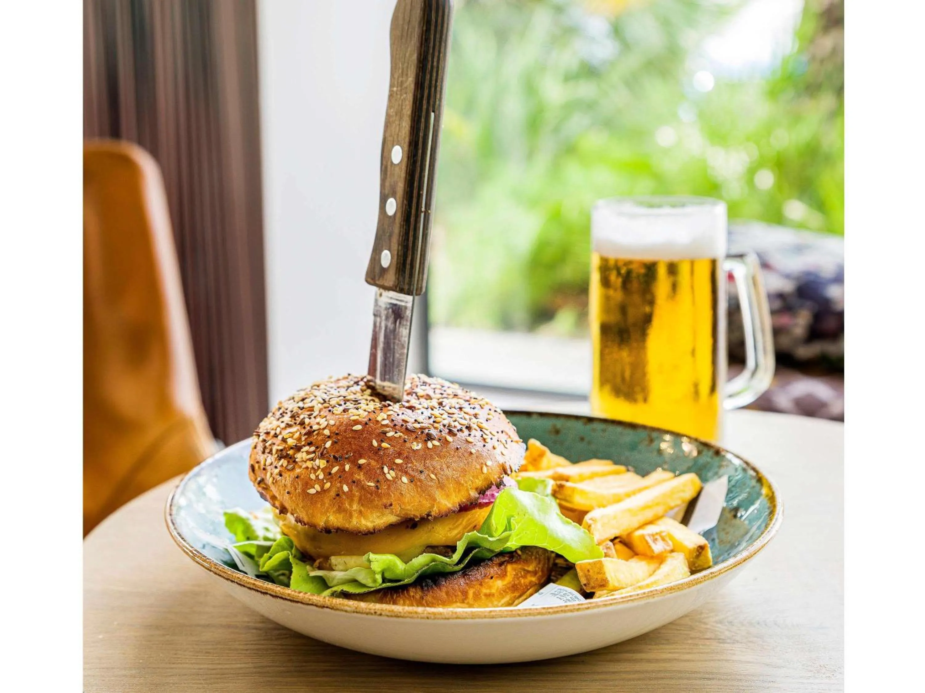 Restaurant/places to eat in Ibis Valencia Bonaire Aeropuerto