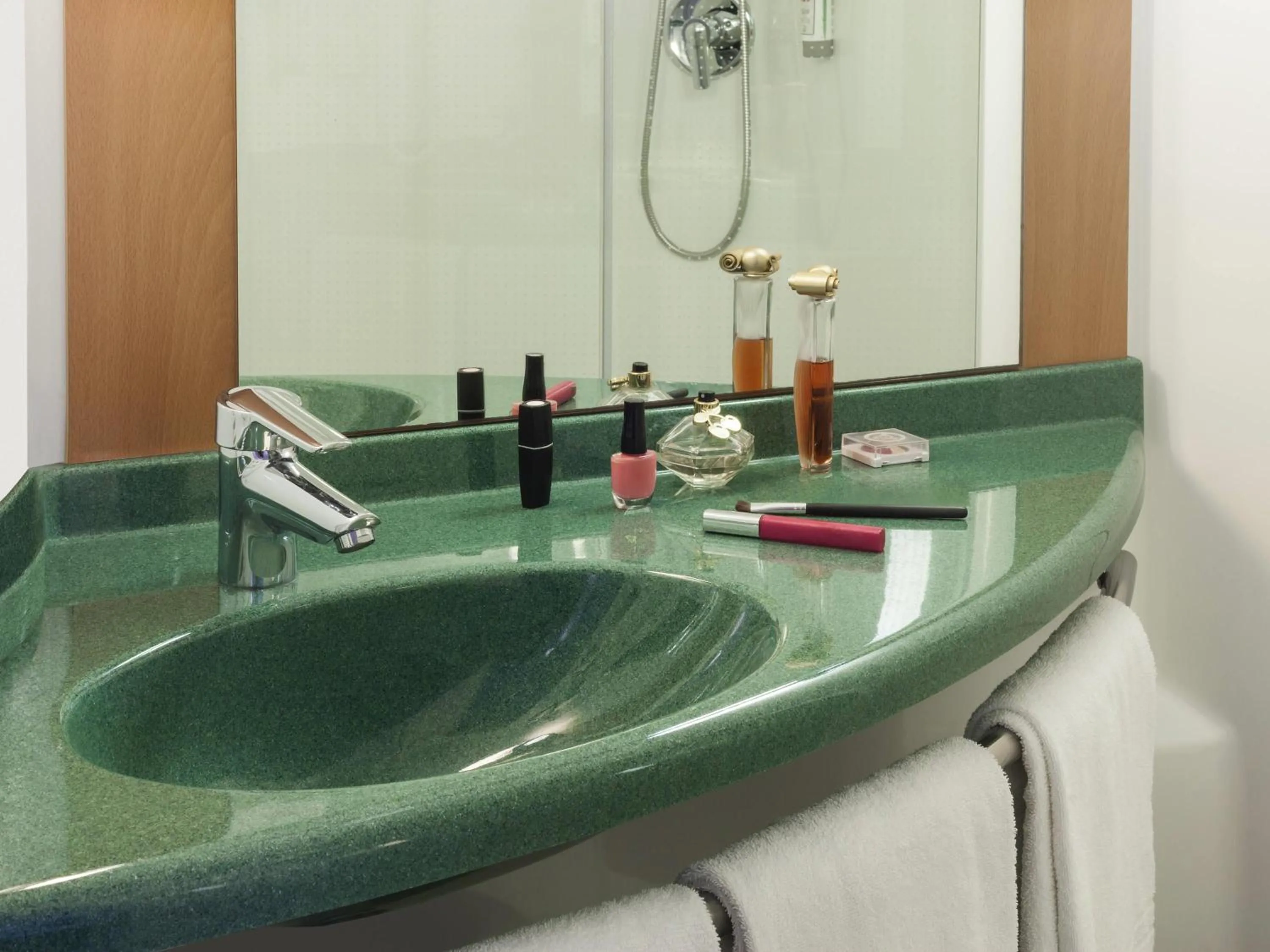 Bedroom in Ibis Valencia Bonaire Aeropuerto