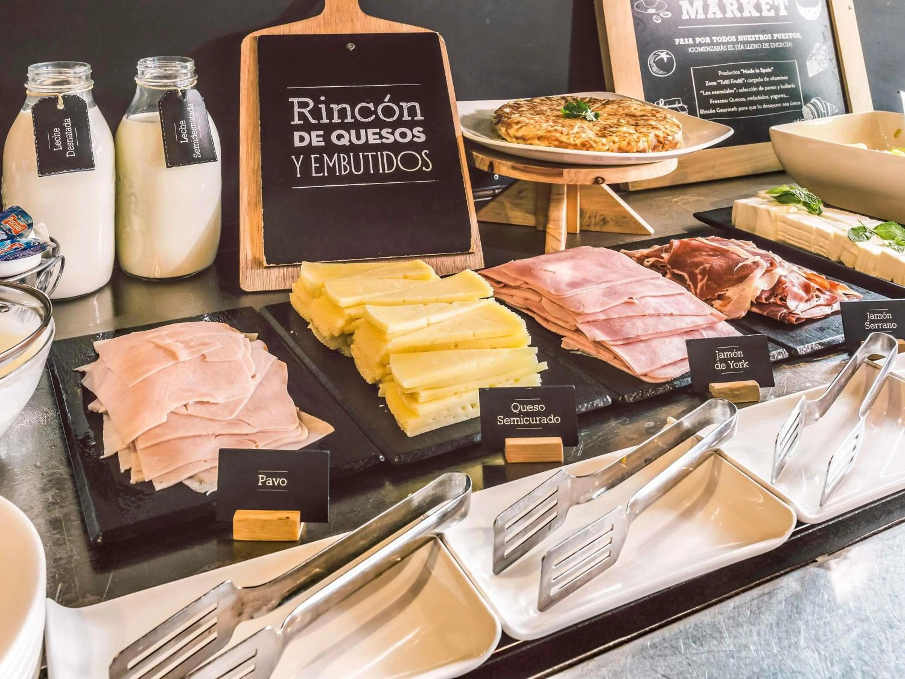 Breakfast in Ibis Valencia Bonaire Aeropuerto