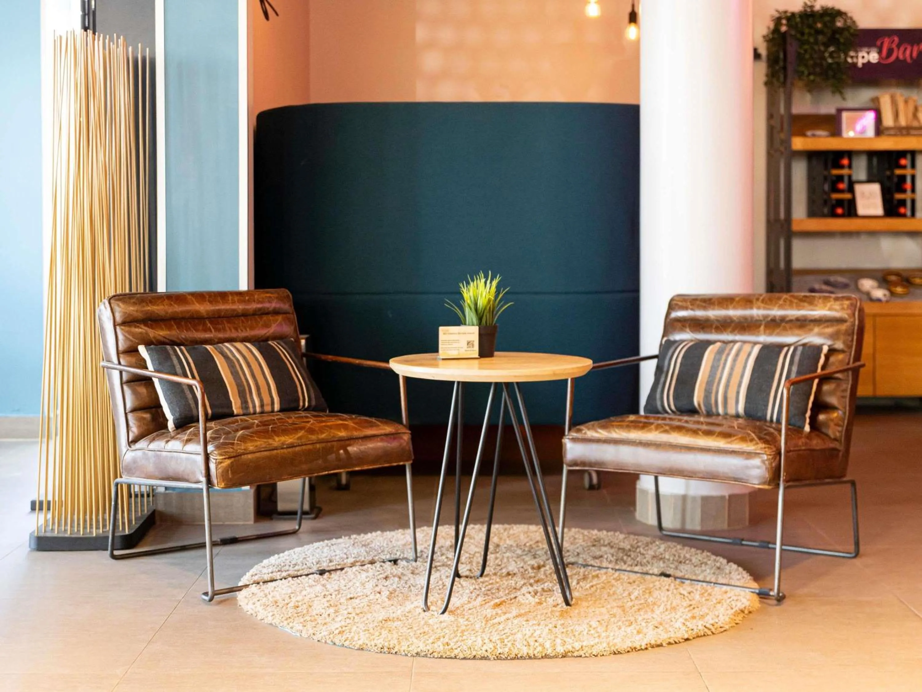 Property building in Ibis Valencia Bonaire Aeropuerto