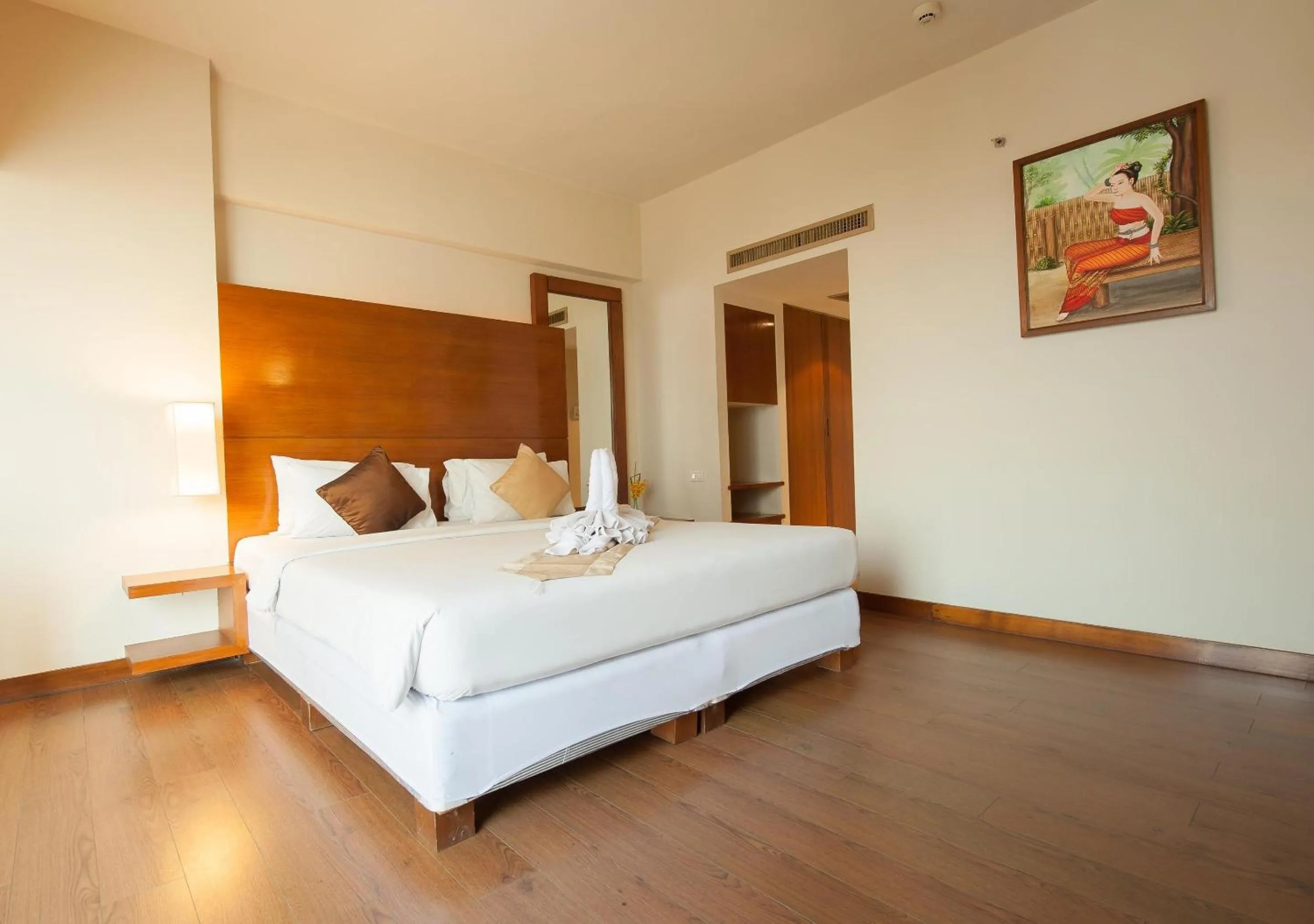 Bedroom, Bed in The Seasons Pattaya