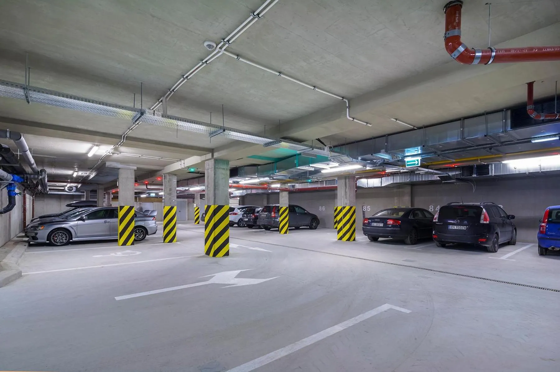 Parking in Hotel Bania Thermal & Ski