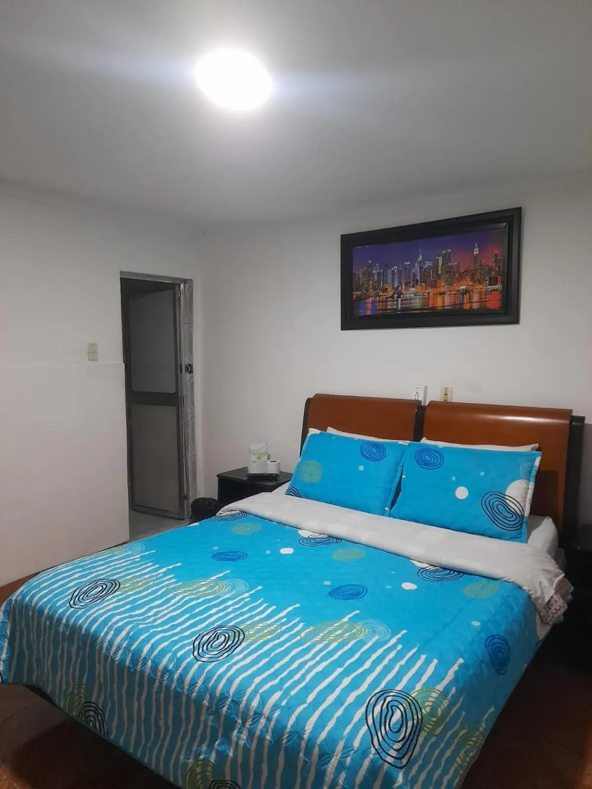 Property building, Bed in Hotel Parkway Inn 58 Street