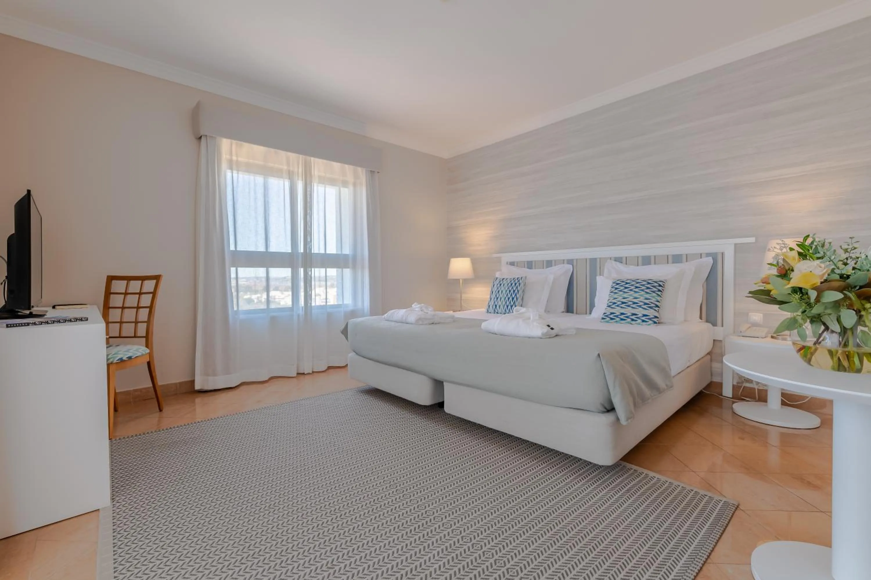 Bedroom, Bed in Pestana Alvor Park Suites Hotel