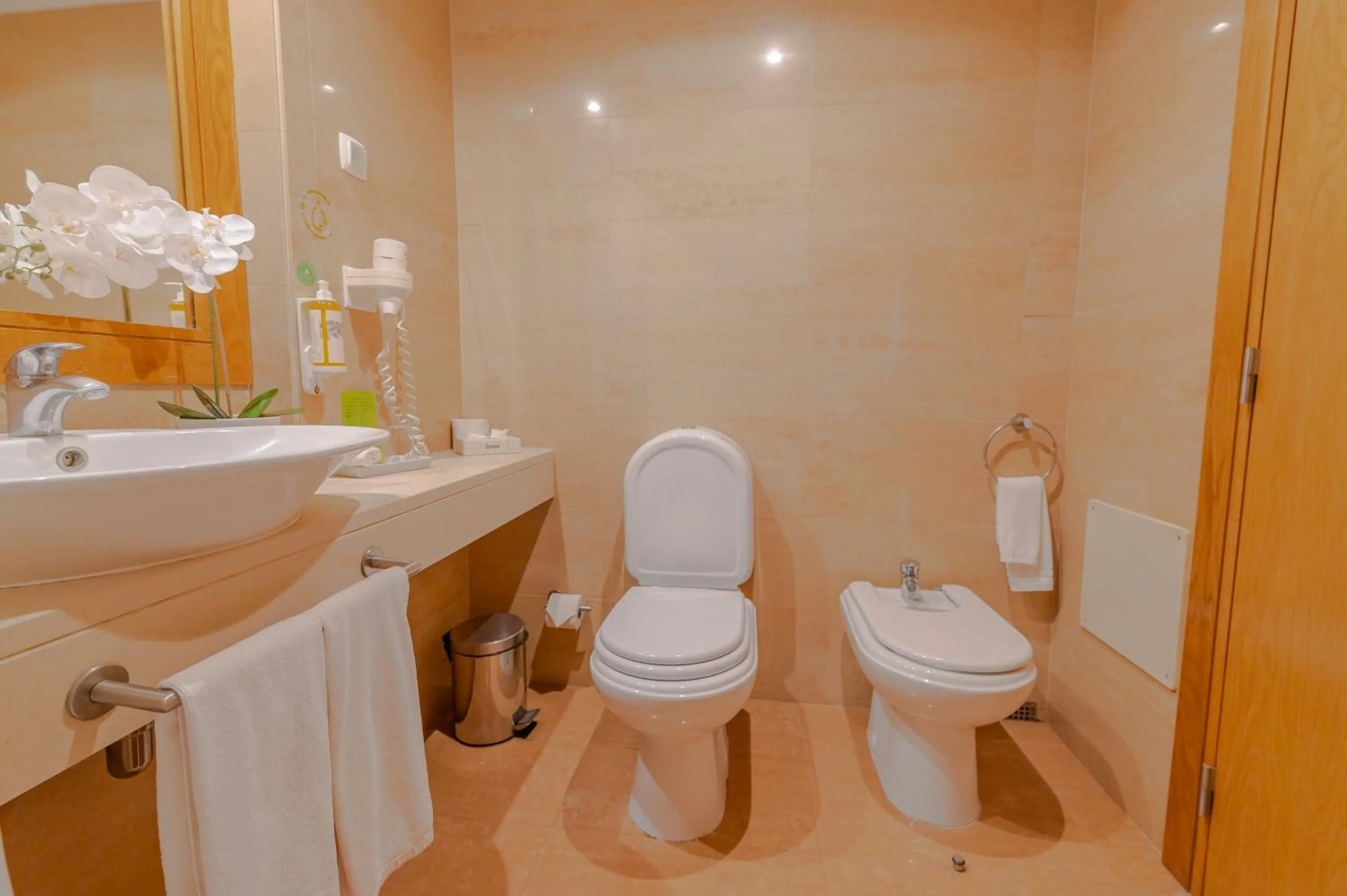 Bathroom in Pestana Alvor Park Suites Hotel