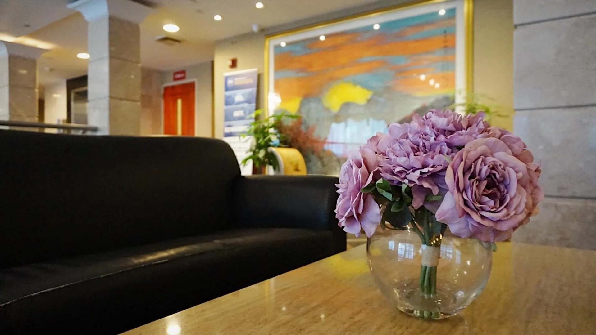 Lobby or reception in Best Western Queens Court