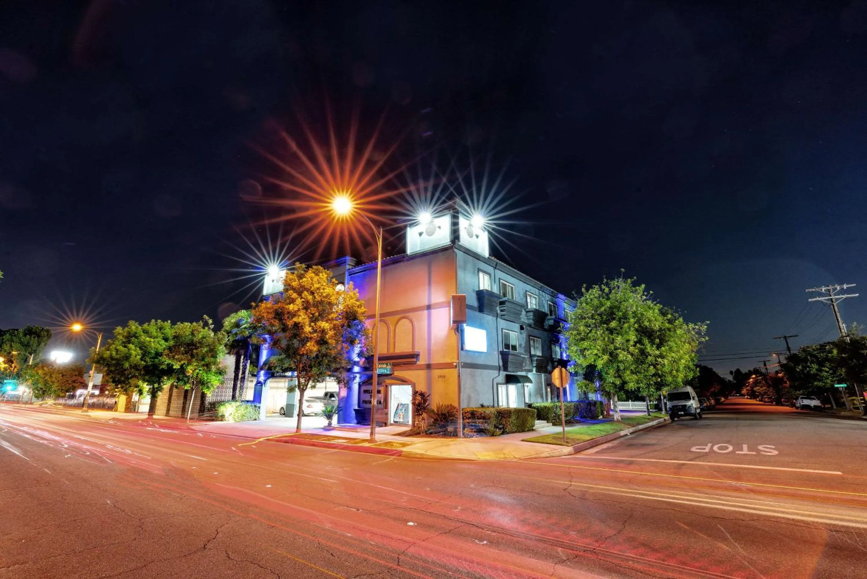 Property building in Rodeway Inn & Suites Pasadena