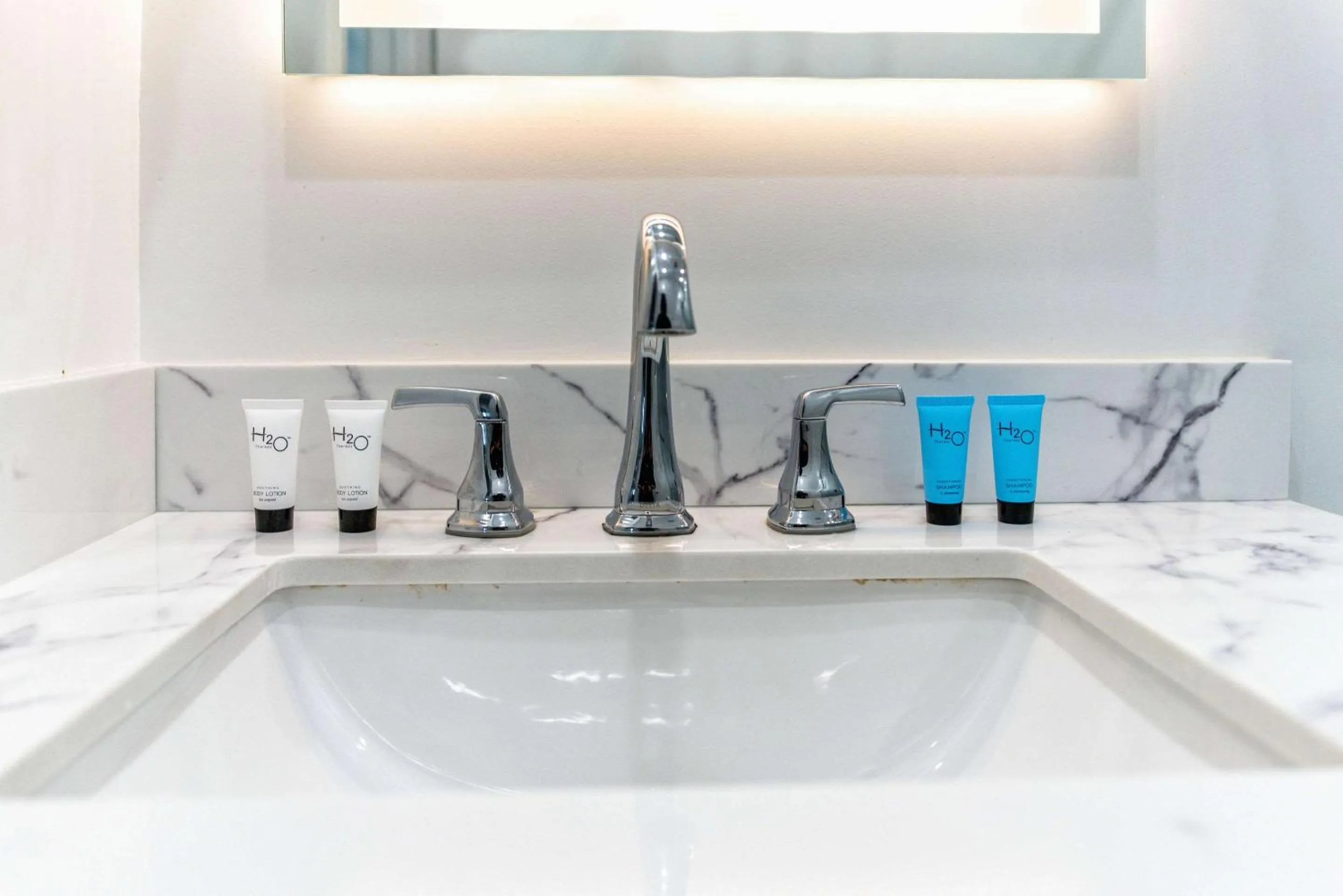 Bedroom in Rodeway Inn & Suites Pasadena