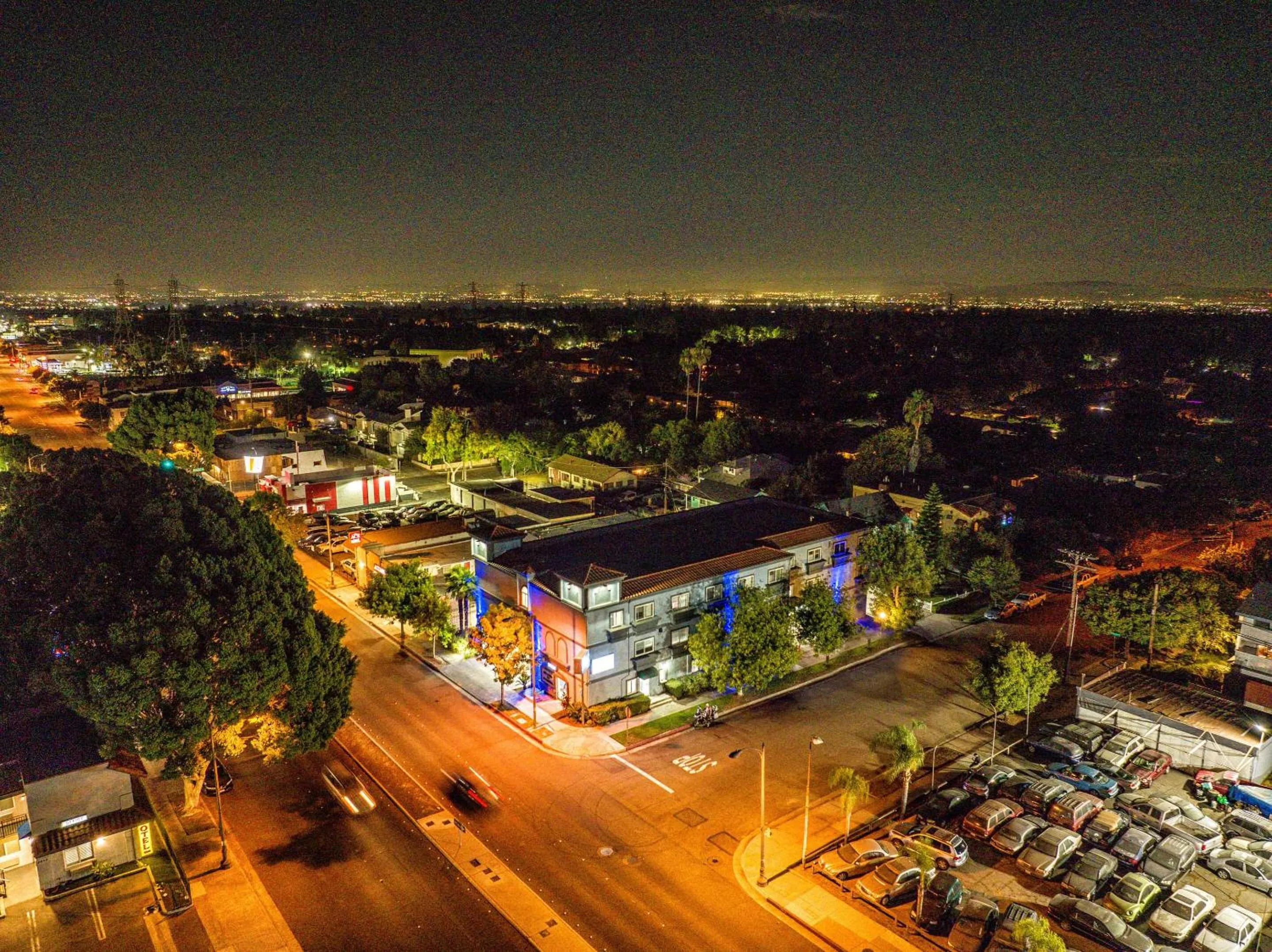 Property building in Rodeway Inn & Suites Pasadena