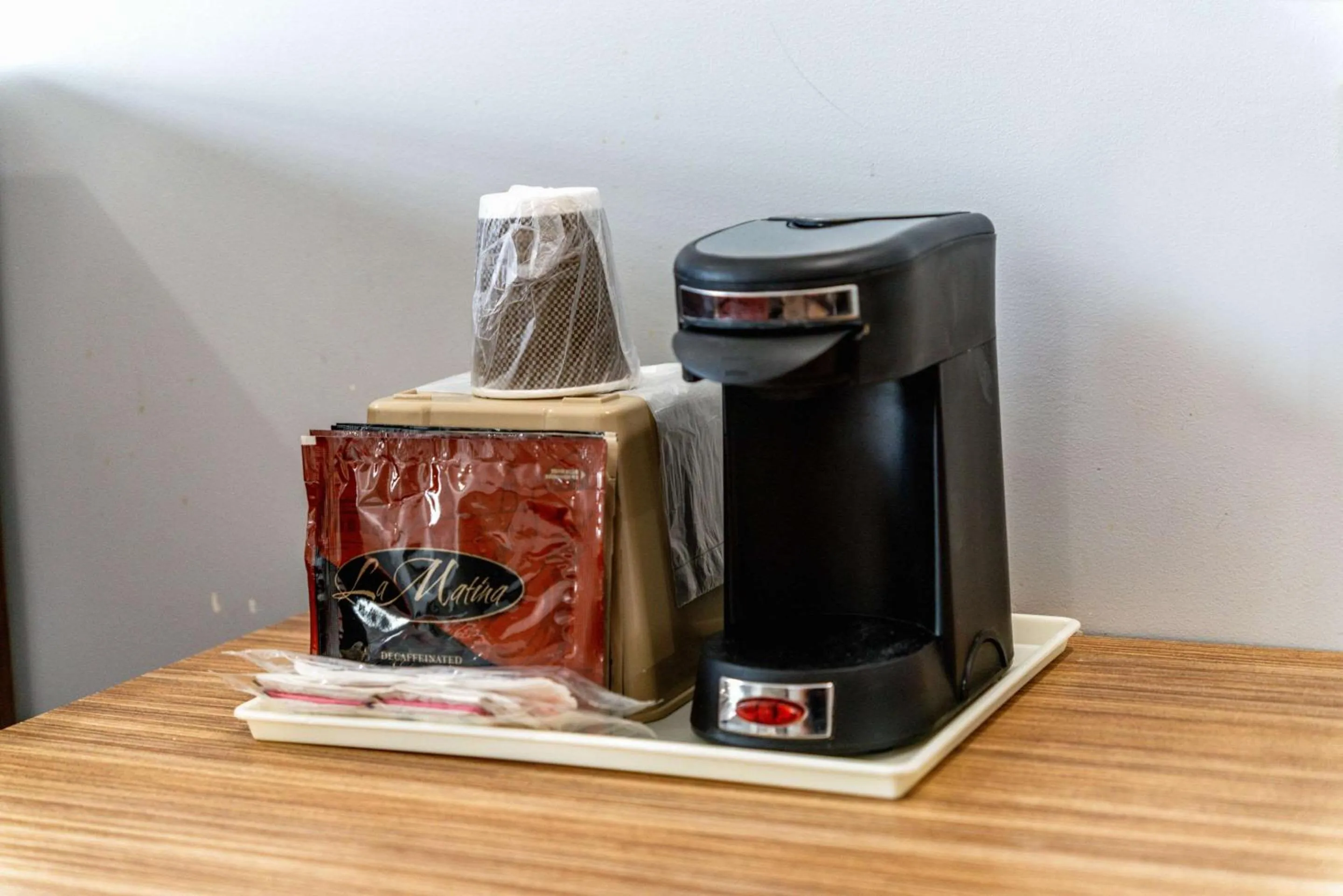 Bedroom in Rodeway Inn & Suites Pasadena