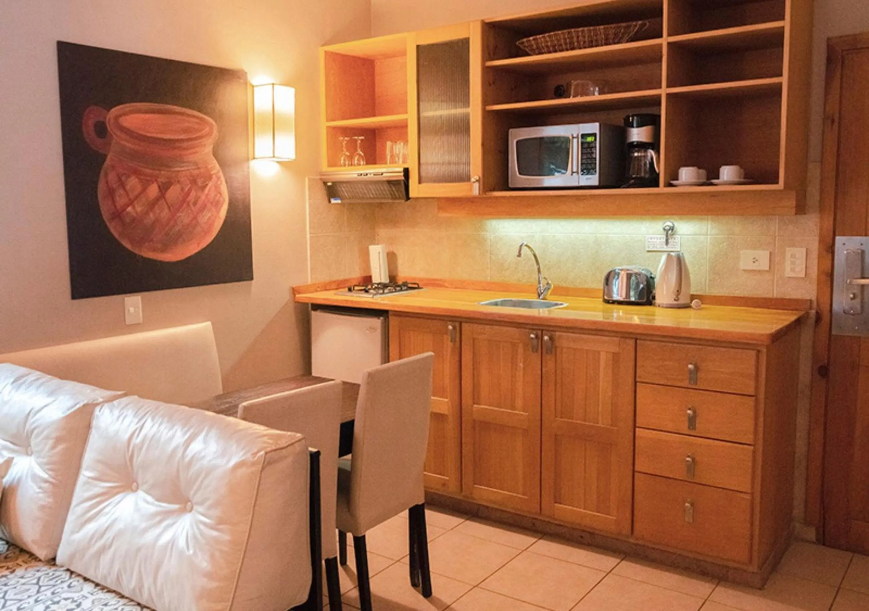 kitchen in ONA Apart Hotel and Spa