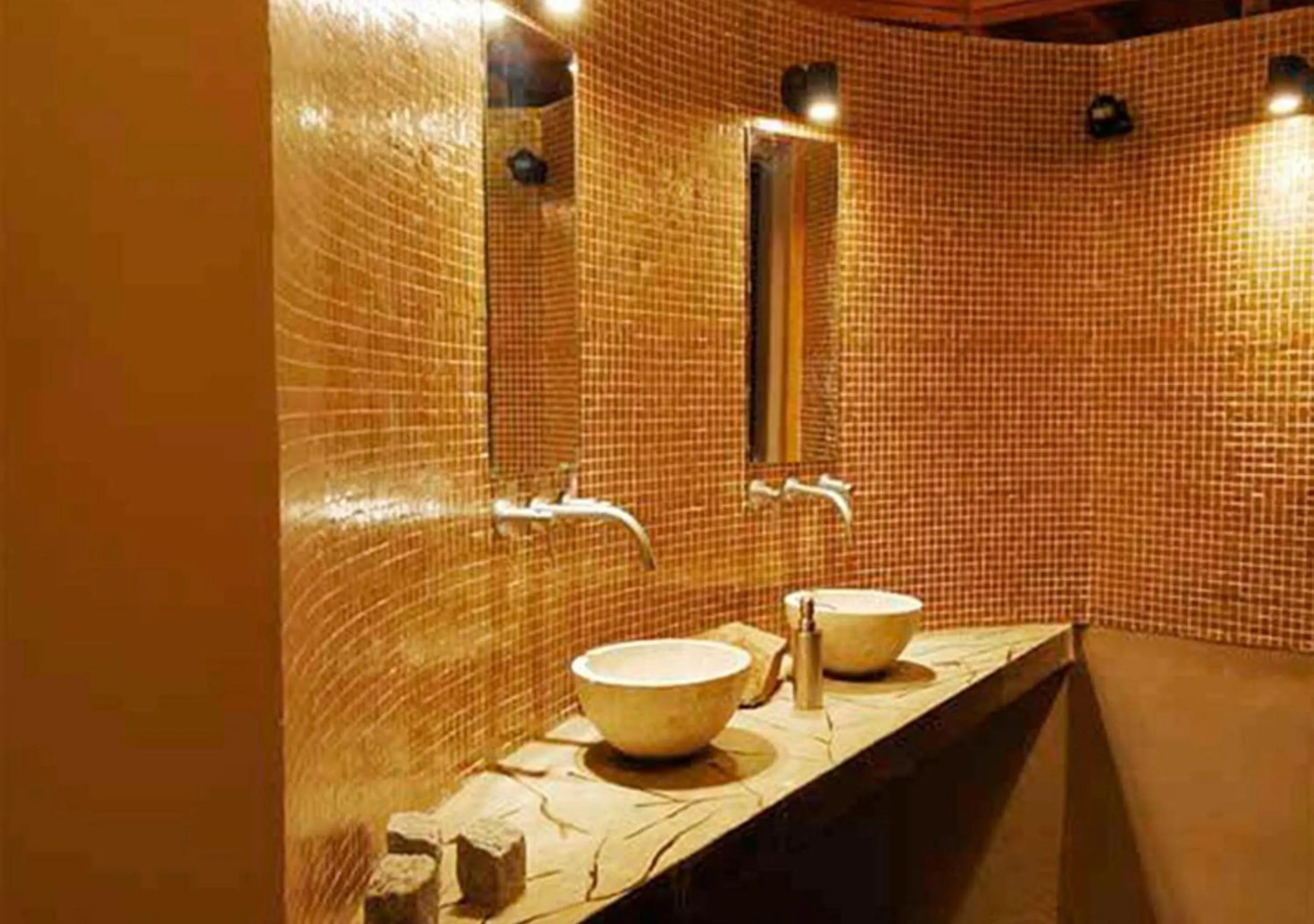 Public Bath in ONA Apart Hotel and Spa