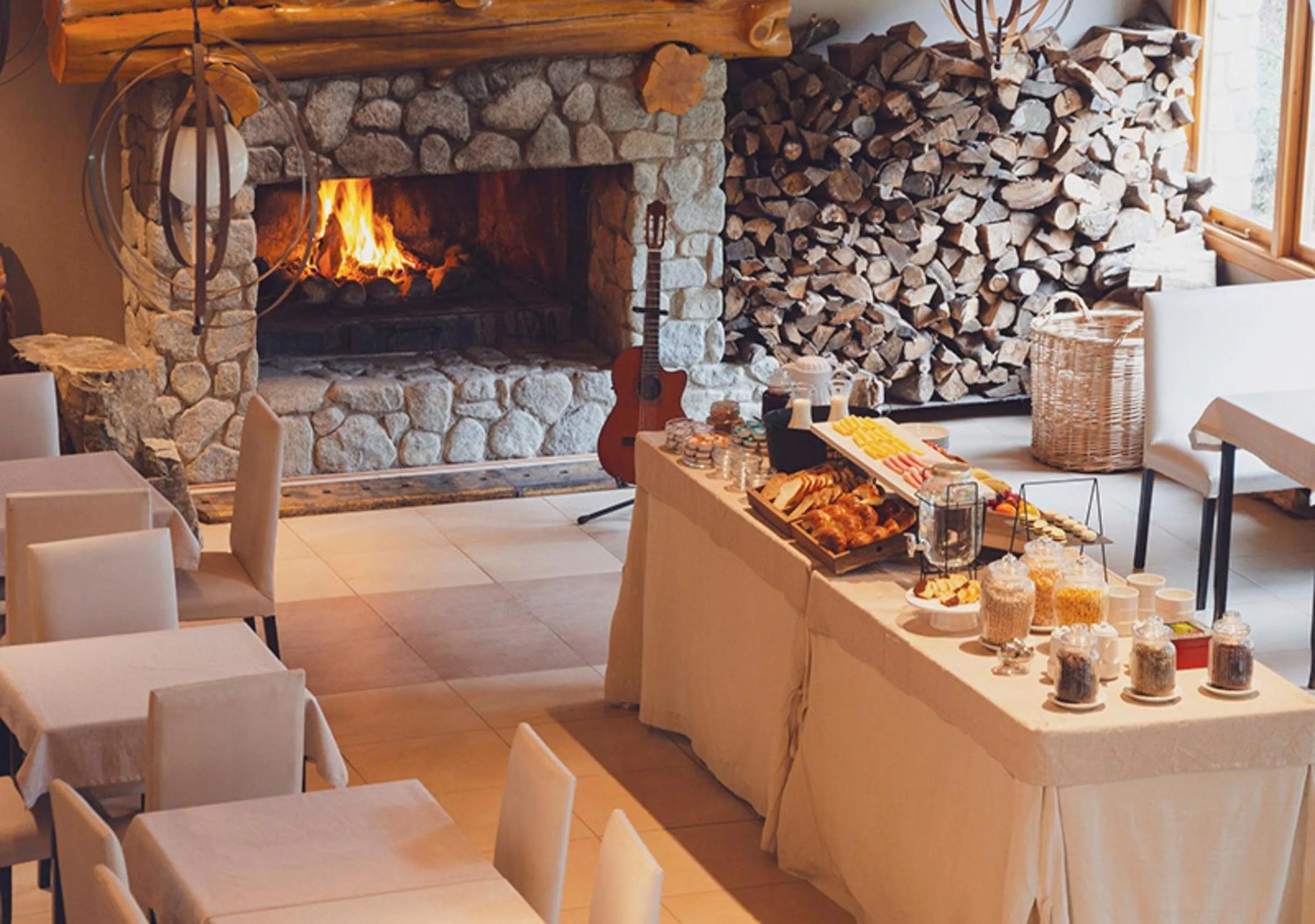 Breakfast in ONA Apart Hotel and Spa