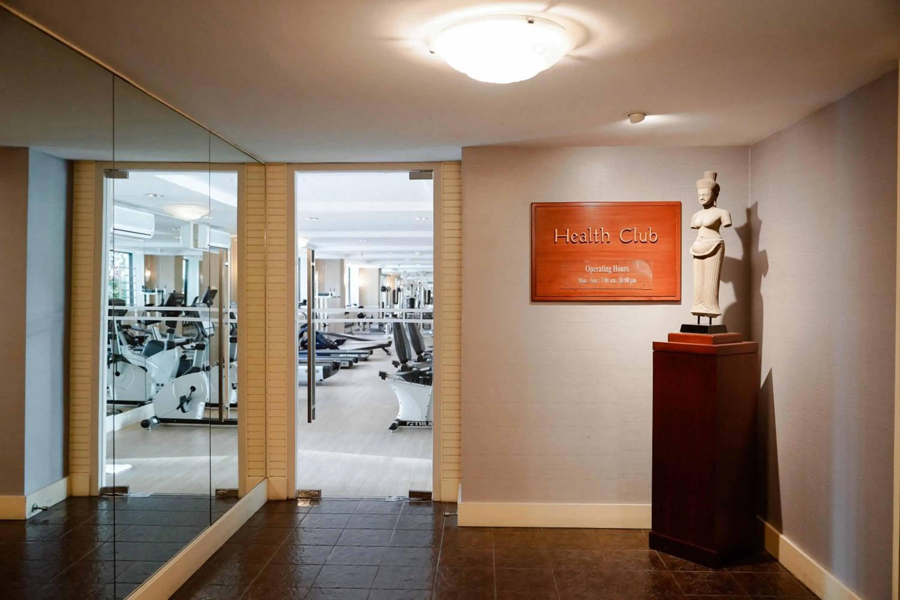 Fitness centre/facilities in The Sukosol Hotel
