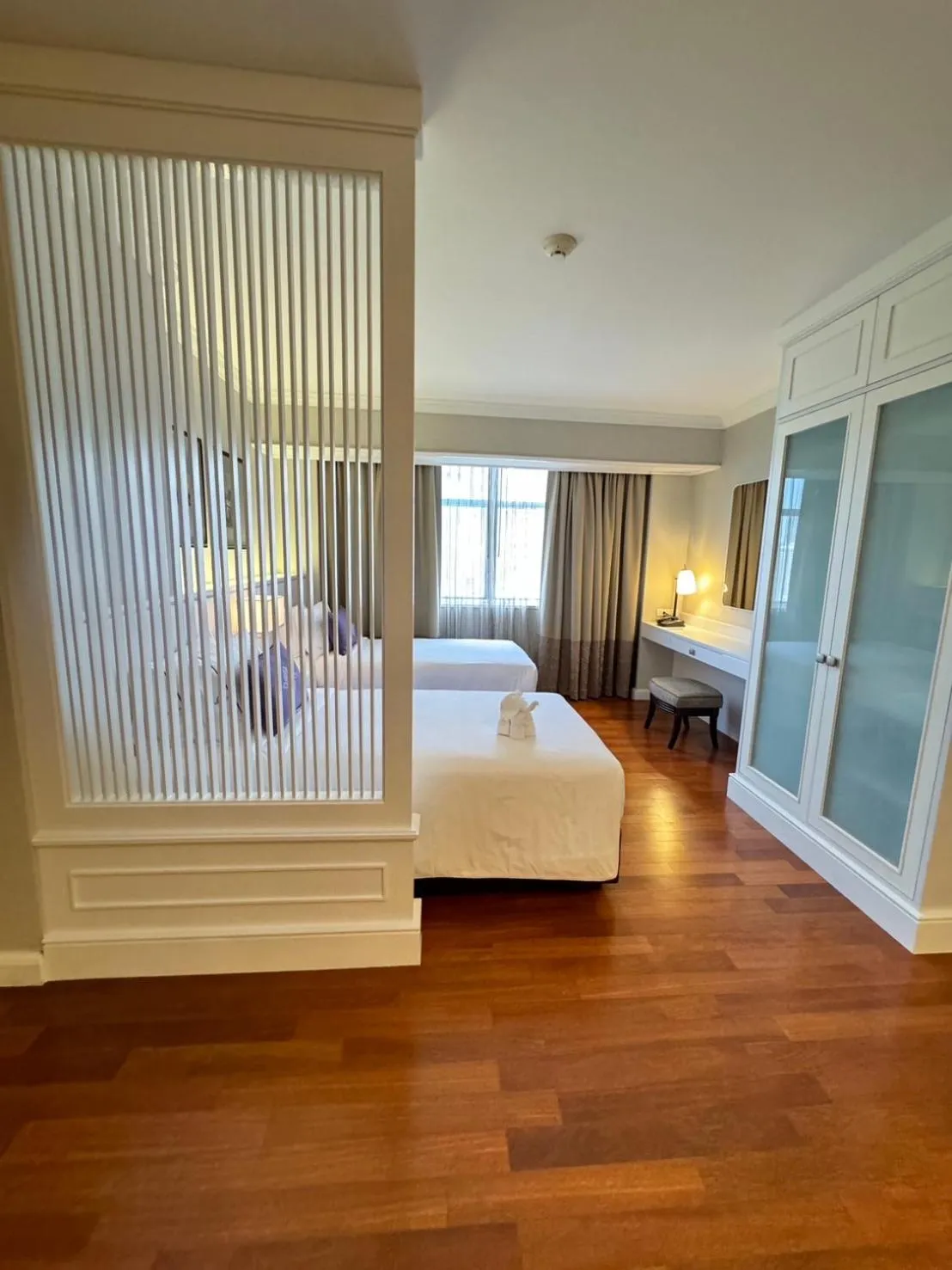 Bed in The Sukosol Hotel