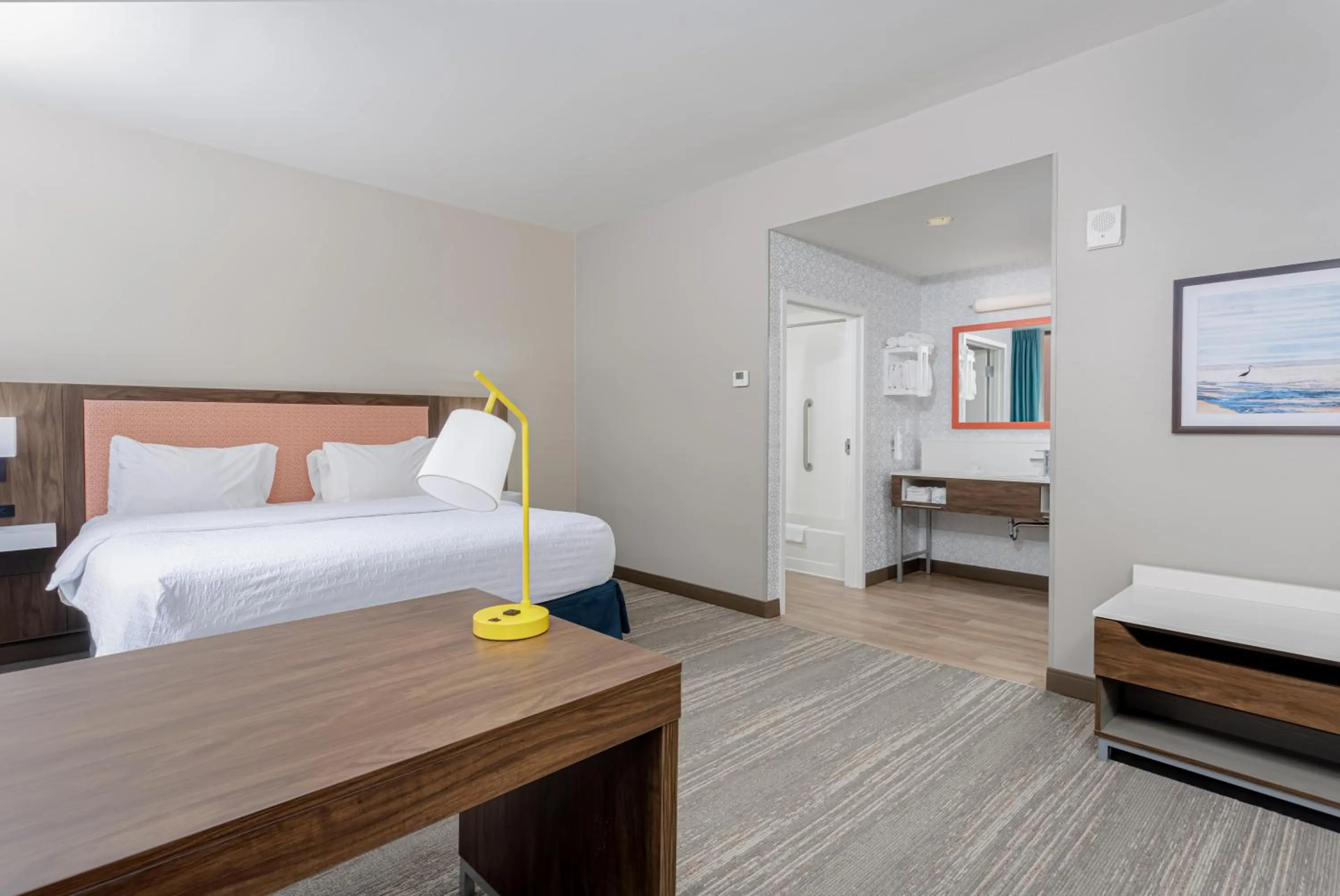 Bed in Hampton Inn & Suites - Orange Beach