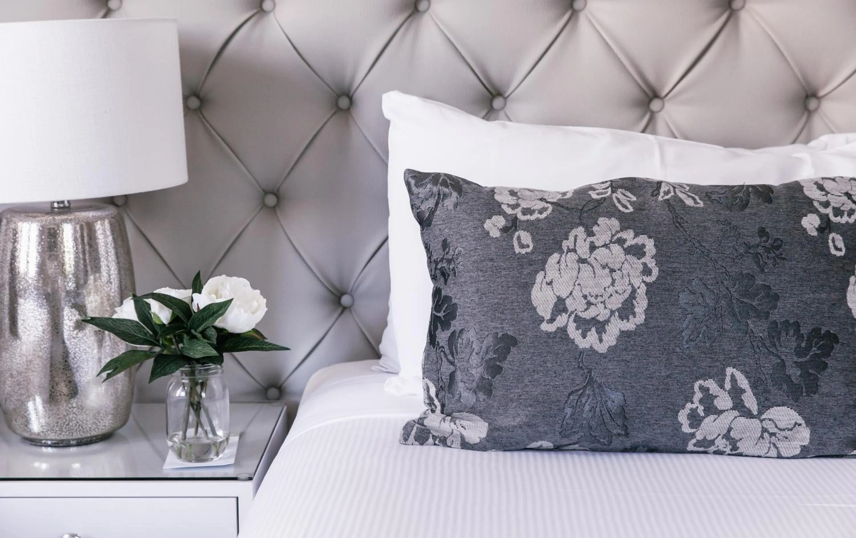 Bed in The Lurline Randwick